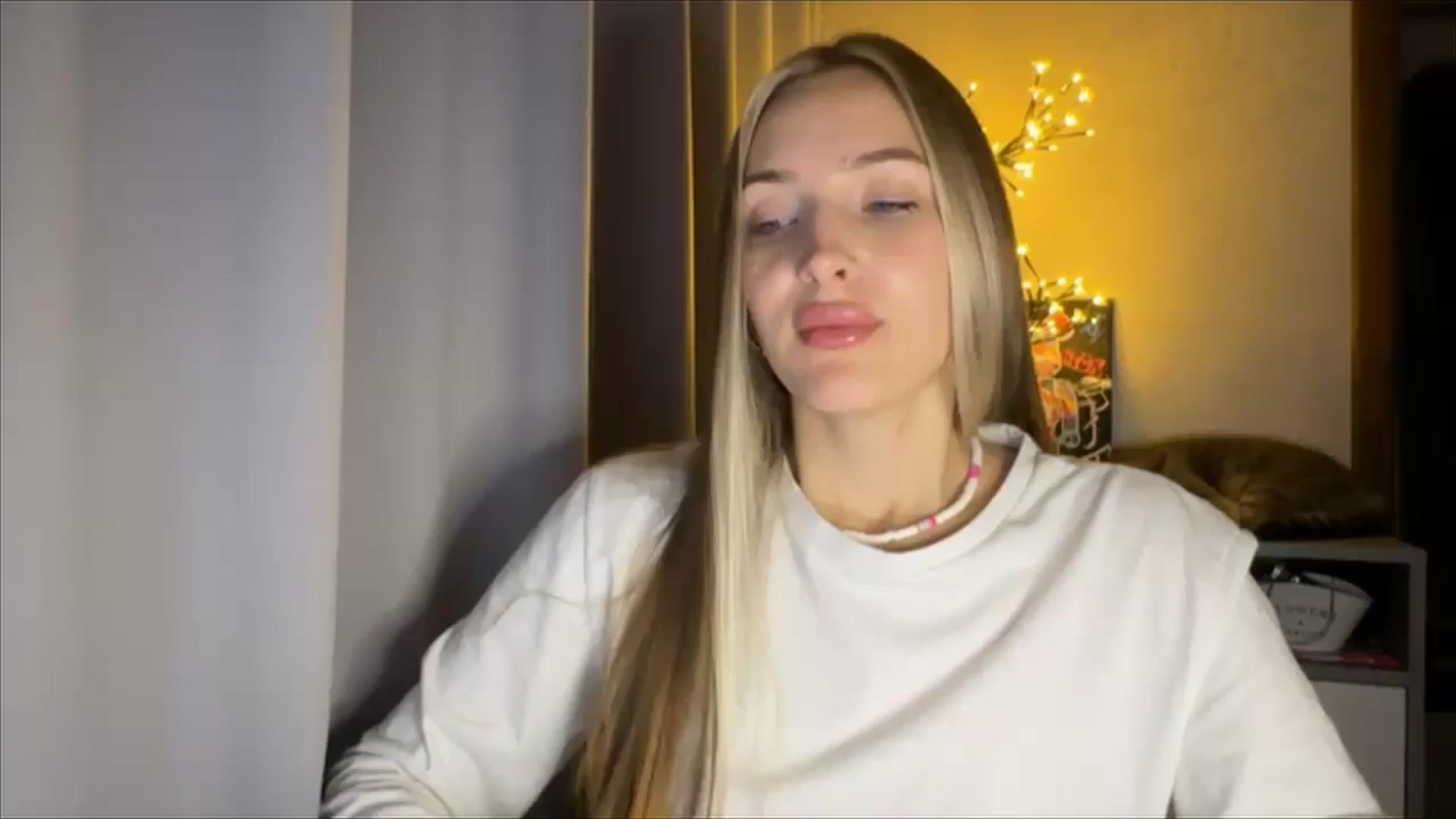 Gallery image thumbnail from My_Diana's myfreecams stream on, 09/26/2024, 20:01 image 8 of 20