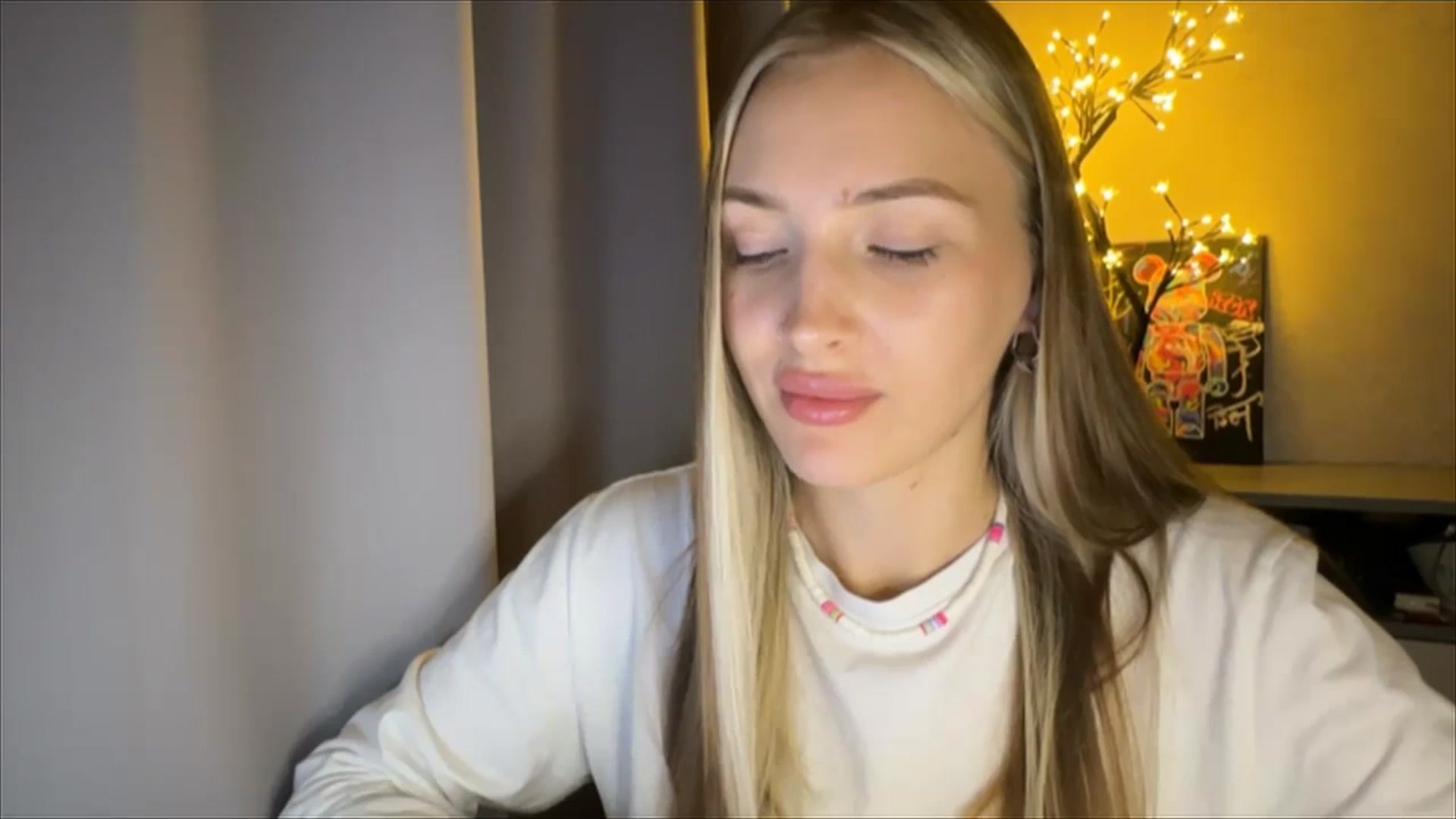 Gallery image thumbnail from My_Diana's myfreecams stream on, 09/26/2024, 20:45 image 7 of 20