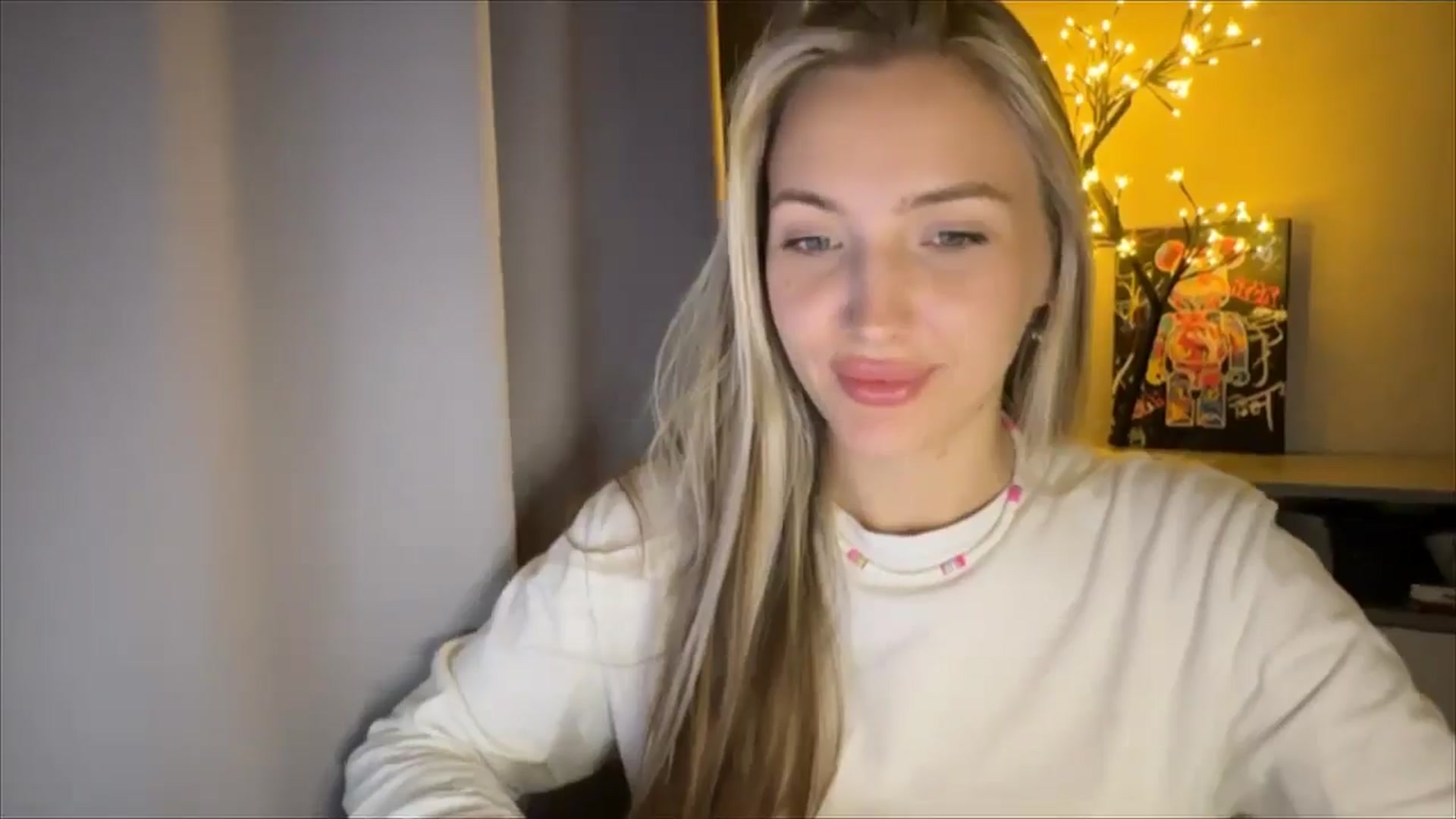 Gallery image thumbnail from My_Diana's myfreecams stream on, 09/26/2024, 20:45 image 16 of 20