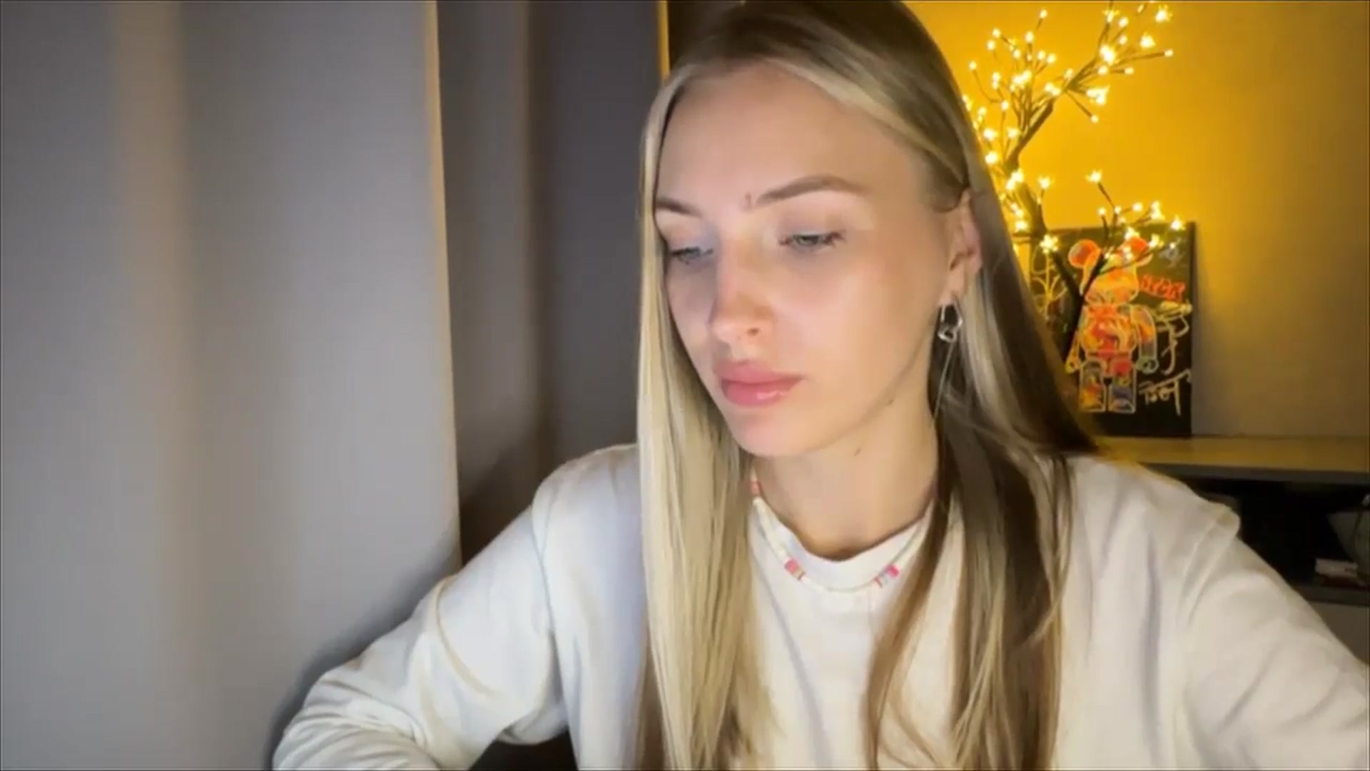 Gallery image thumbnail from My_Diana's myfreecams stream on, 09/26/2024, 20:45 image 2 of 20