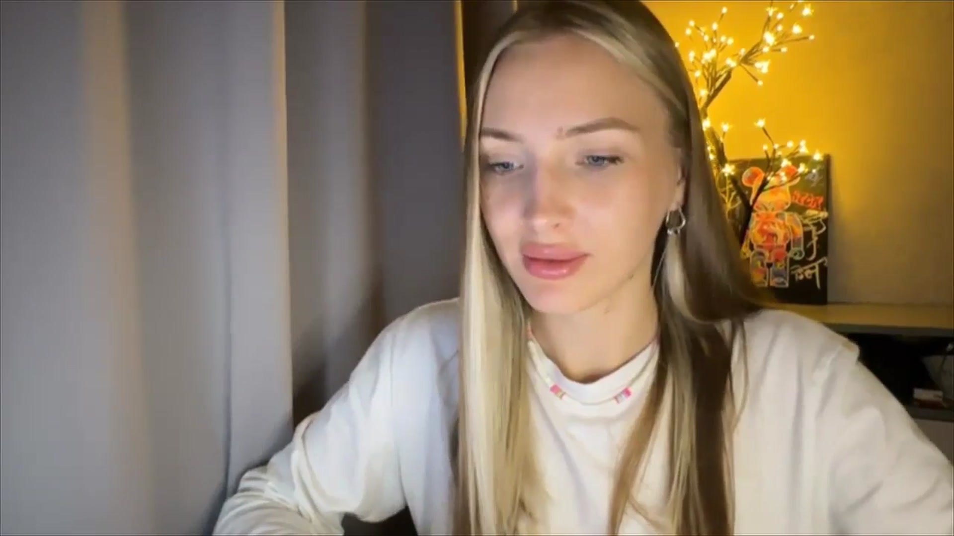 Gallery image thumbnail from My_Diana's myfreecams stream on, 09/26/2024, 20:45 image 4 of 20