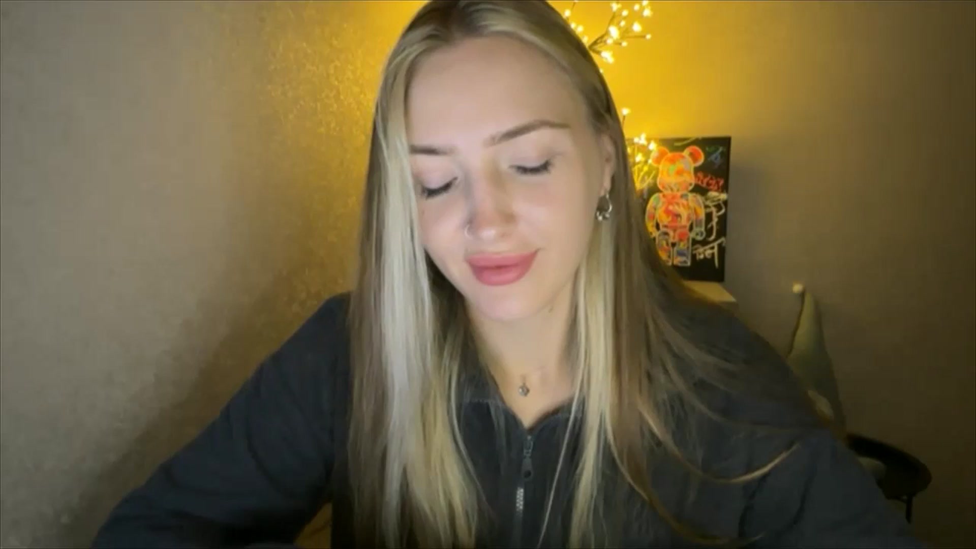 Gallery image thumbnail from My_Diana's myfreecams stream on, 09/28/2024, 21:43 image 5 of 20