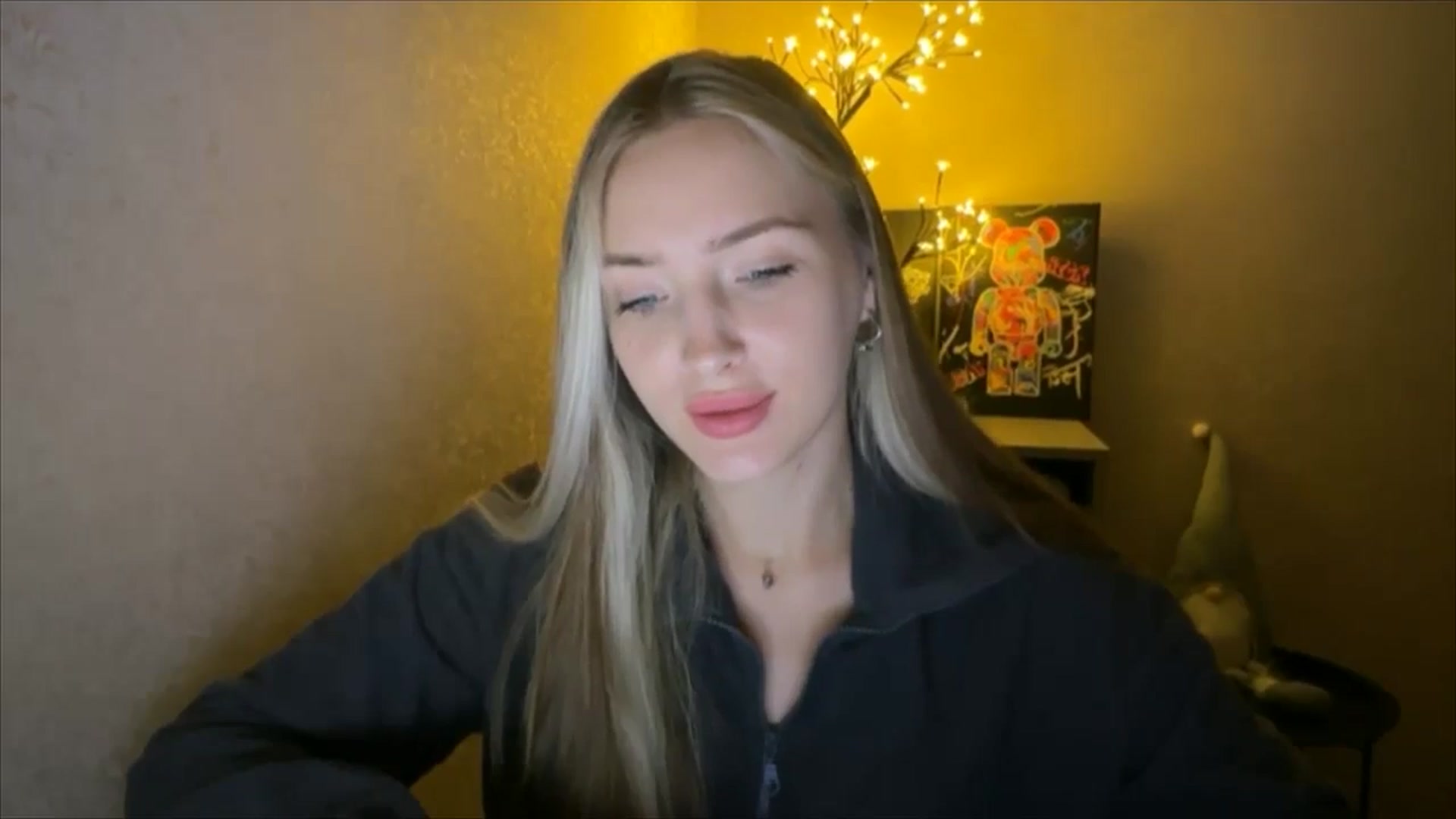 Gallery image thumbnail from My_Diana's myfreecams stream on, 09/28/2024, 21:43 image 12 of 20
