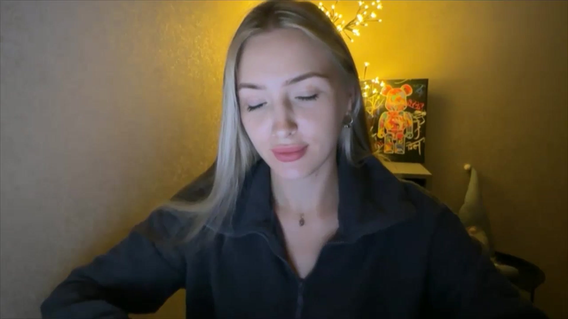 Gallery image thumbnail from My_Diana's myfreecams stream on, 09/28/2024, 21:43 image 15 of 20