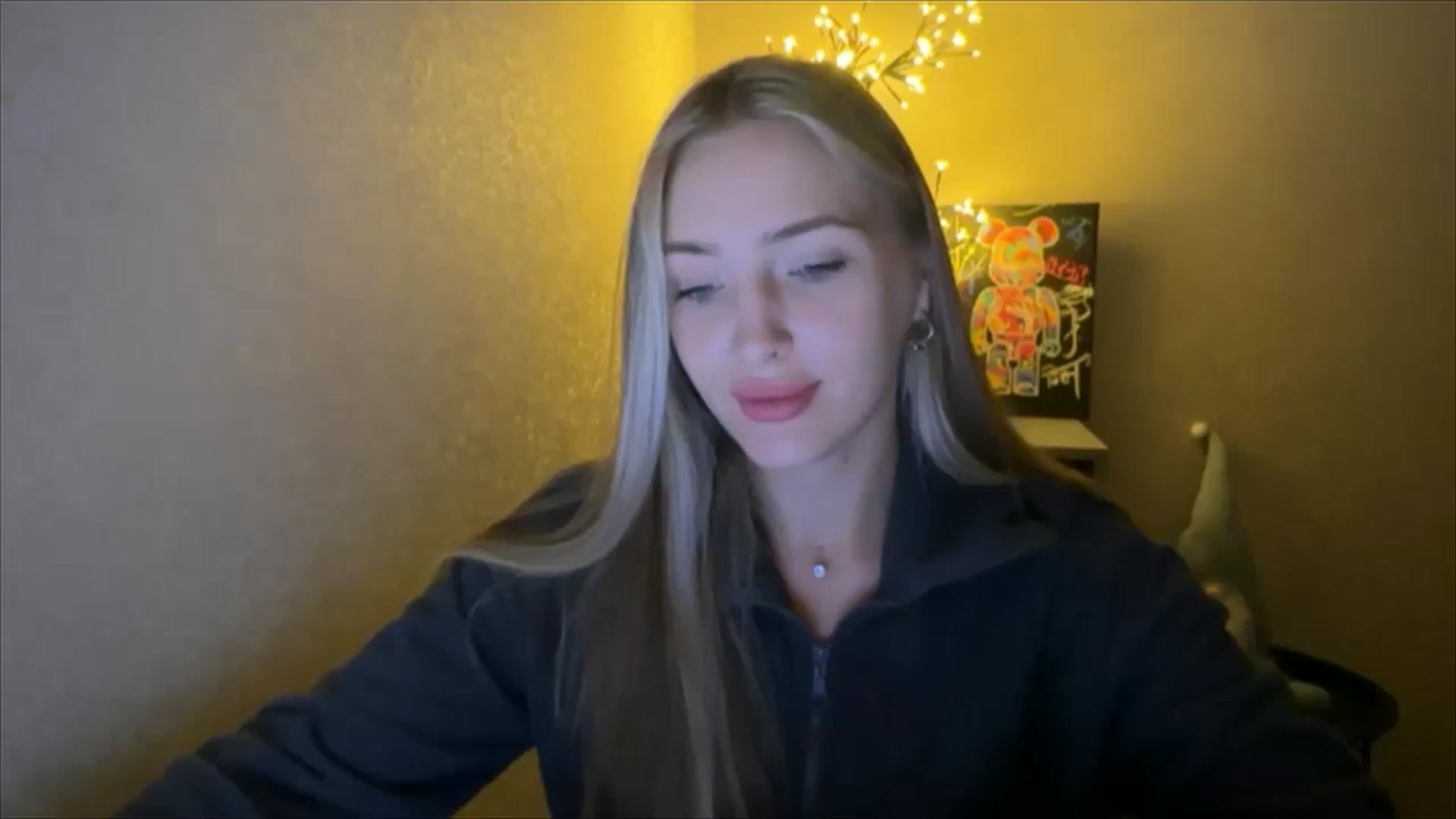 Gallery image thumbnail from My_Diana's myfreecams stream on, 09/28/2024, 21:43 image 10 of 20