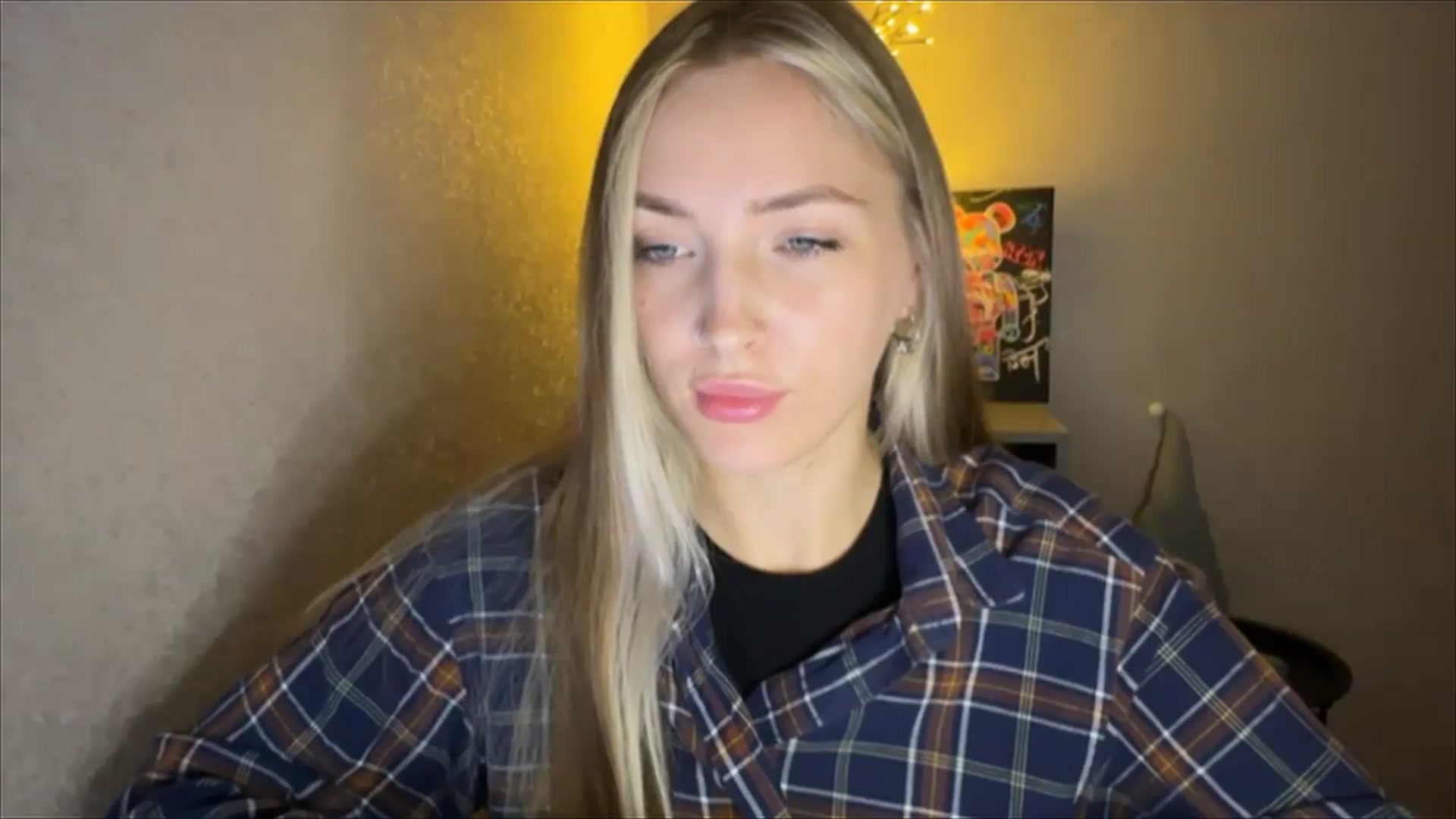 Gallery image thumbnail from My_Diana's myfreecams stream on, 09/29/2024, 20:05 image 16 of 20