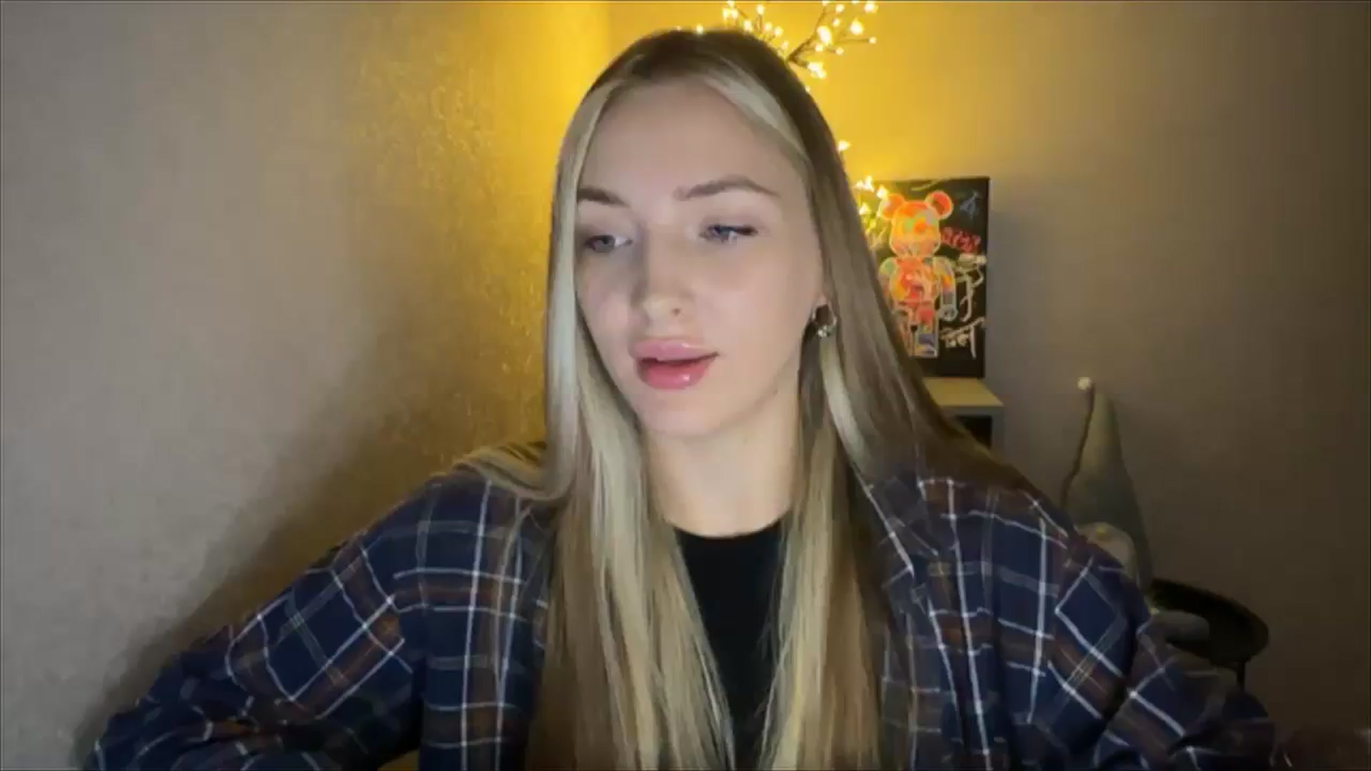 Gallery image thumbnail from My_Diana's myfreecams stream on, 09/29/2024, 22:05 image 2 of 20