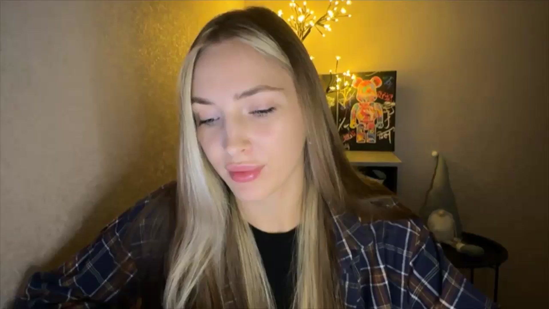 Gallery image thumbnail from My_Diana's myfreecams stream on, 09/29/2024, 22:05 image 4 of 20
