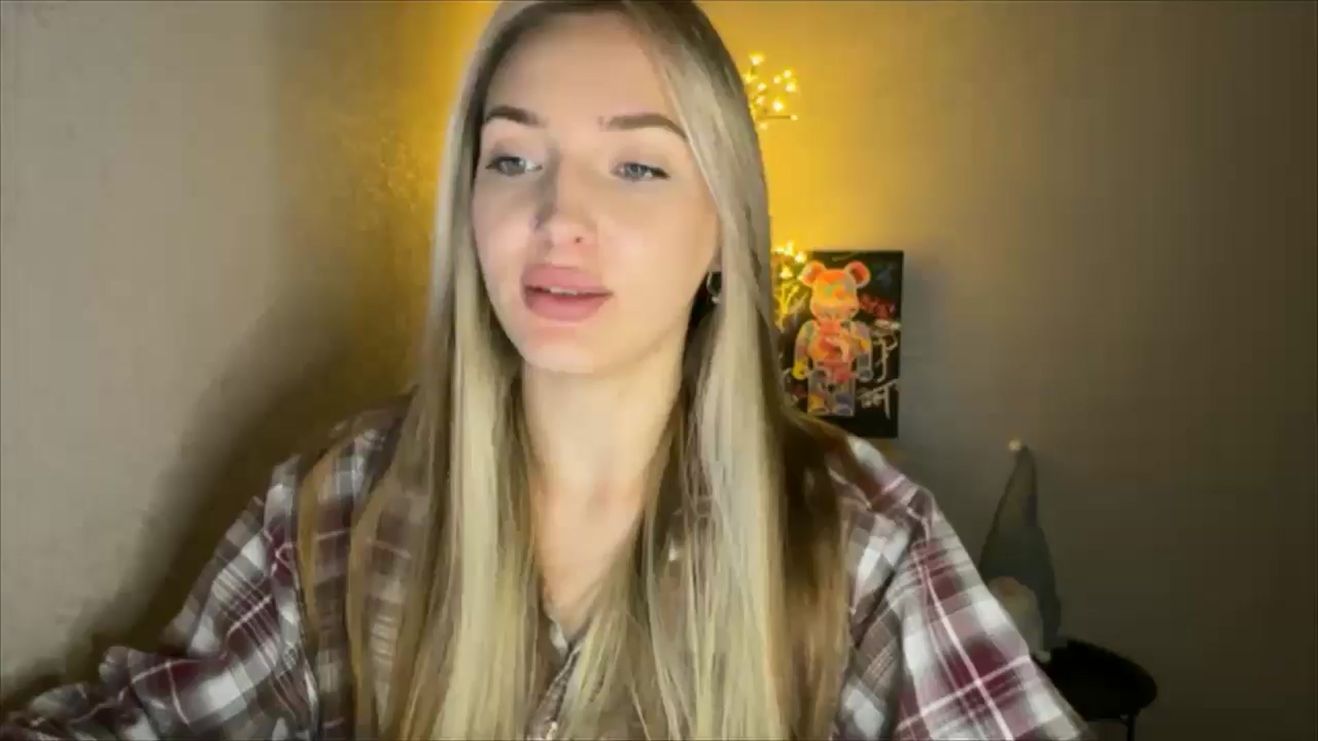 Gallery image thumbnail from My_Diana's myfreecams stream on, 10/03/2024, 19:50 image 1 of 20