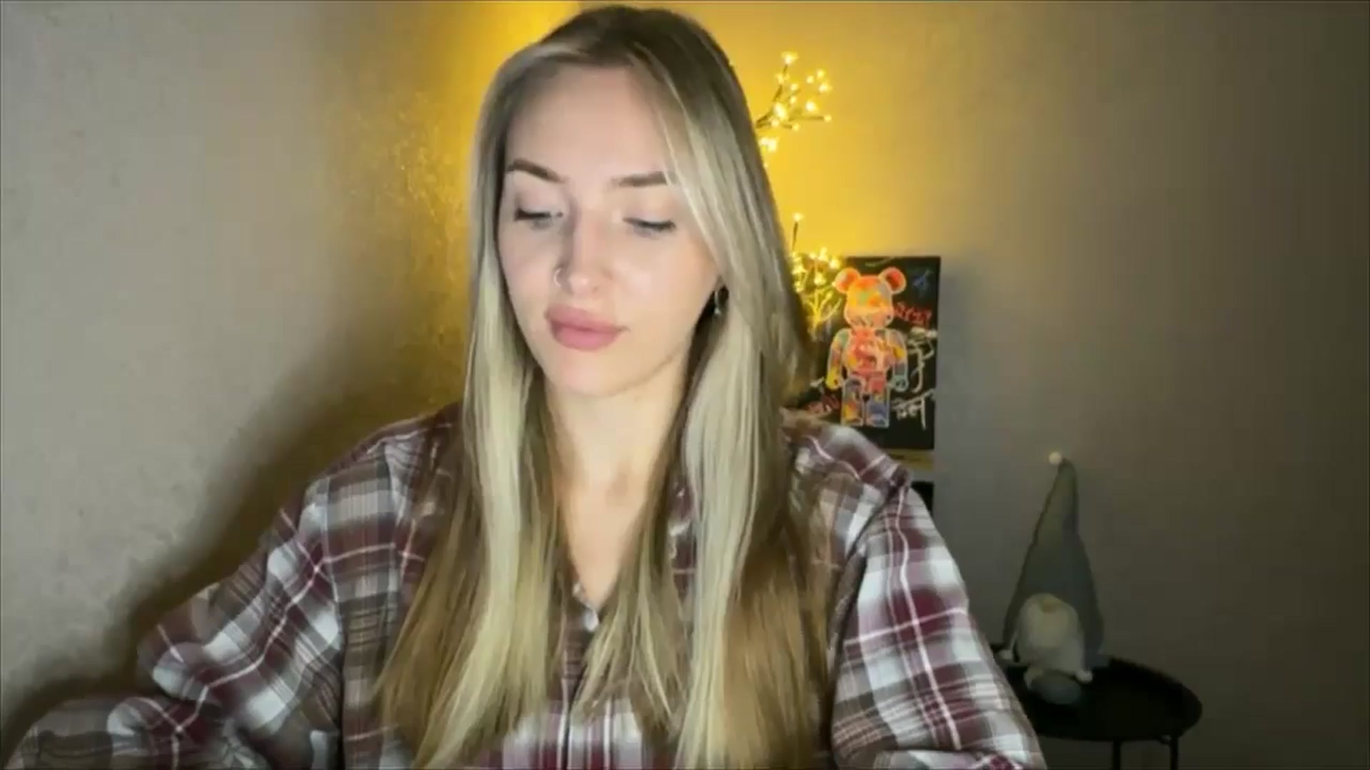 Gallery image thumbnail from My_Diana's myfreecams stream on, 10/03/2024, 19:50 image 5 of 20
