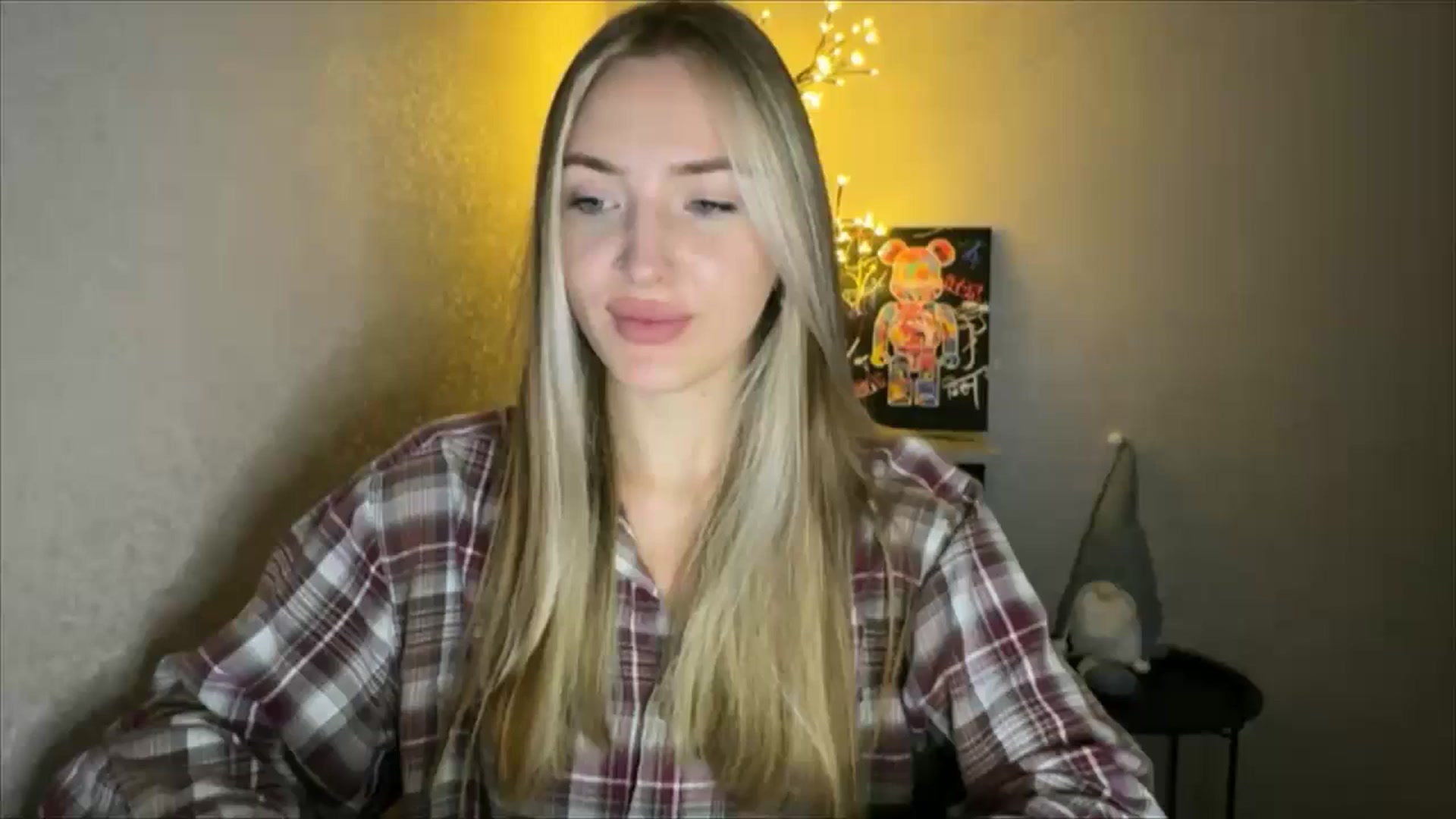 Gallery image thumbnail from My_Diana's myfreecams stream on, 10/03/2024, 20:34 image 1 of 20