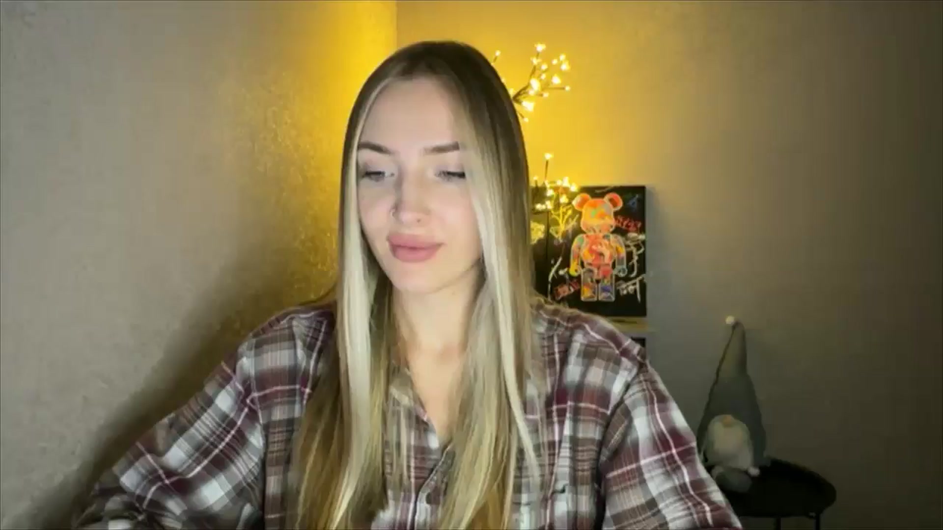 Gallery image thumbnail from My_Diana's myfreecams stream on, 10/03/2024, 20:34 image 6 of 20