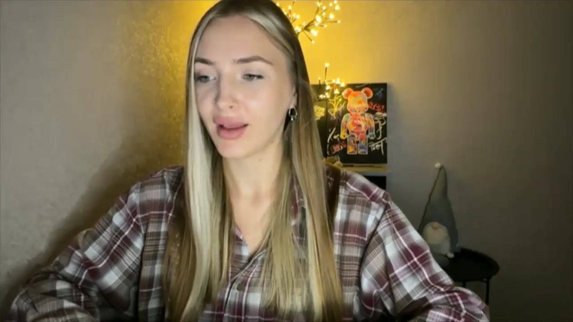 Gallery image thumbnail from My_Diana's myfreecams stream on, 10/03/2024, 21:27 image 20 of 20