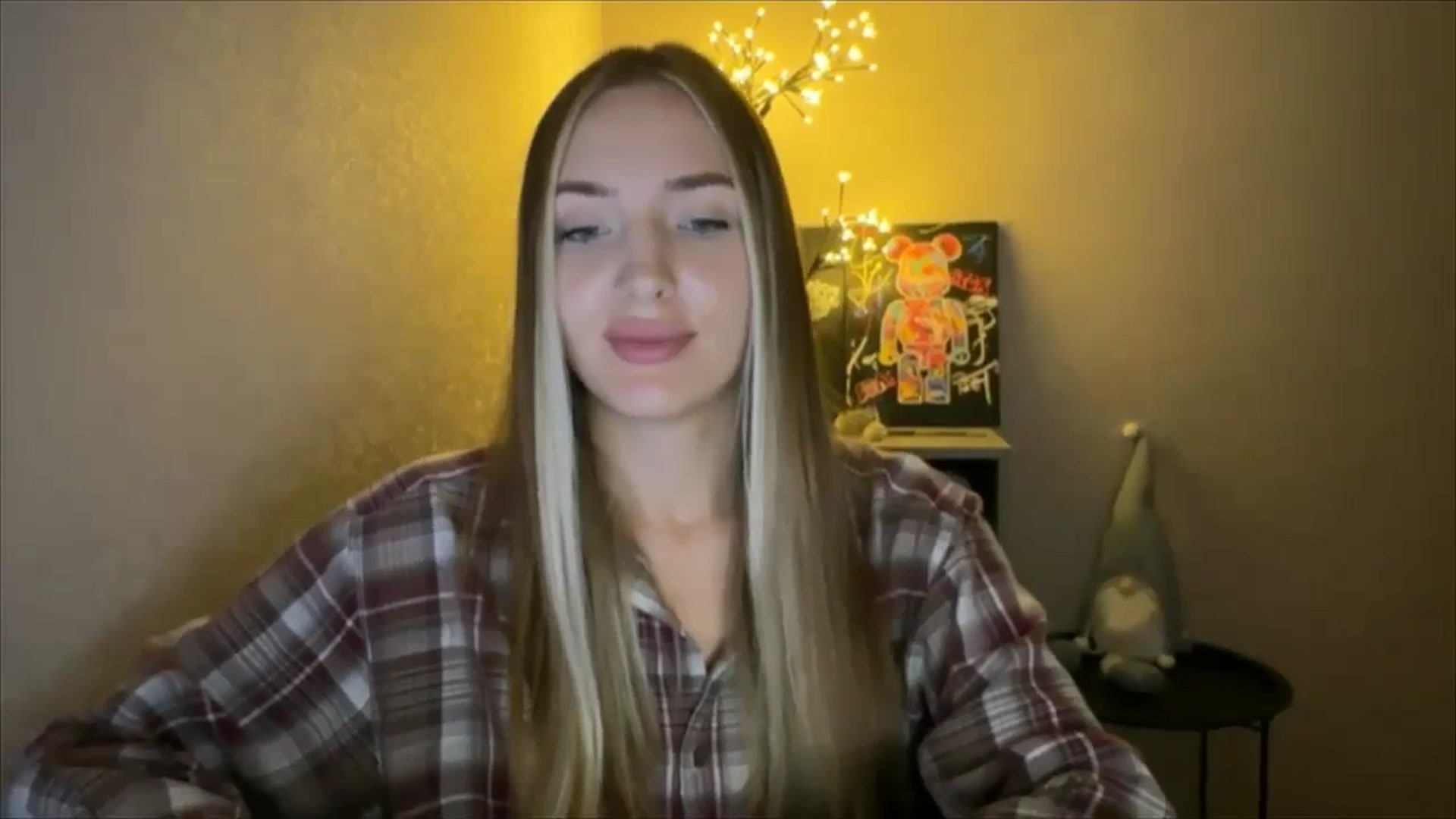 Gallery image thumbnail from My_Diana's myfreecams stream on, 10/03/2024, 22:34 image 6 of 20
