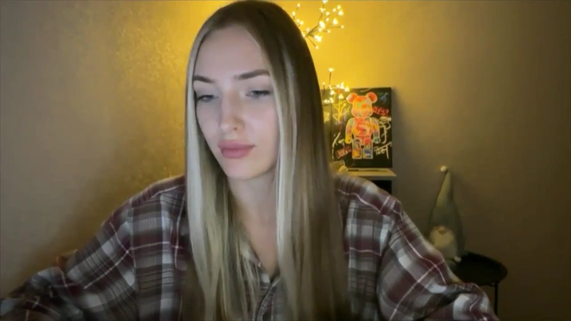 Gallery image thumbnail from My_Diana's myfreecams stream on, 10/03/2024, 22:34 image 16 of 20