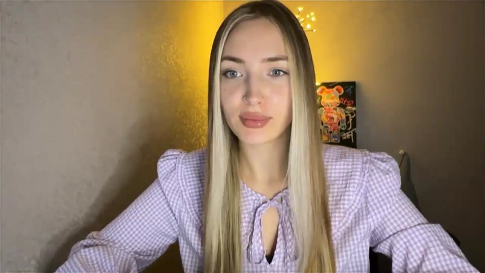 Gallery image thumbnail from My_Diana's myfreecams stream on, 10/04/2024, 19:36 image 2 of 20