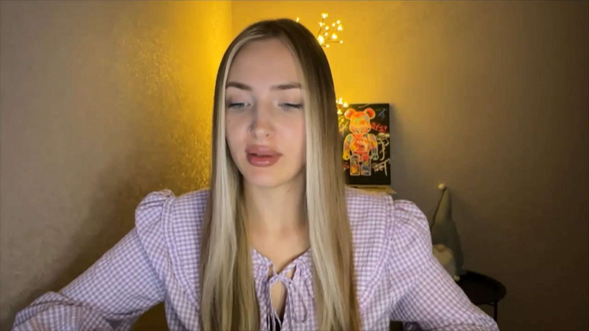 Gallery image thumbnail from My_Diana's myfreecams stream on, 10/04/2024, 21:19 image 10 of 20