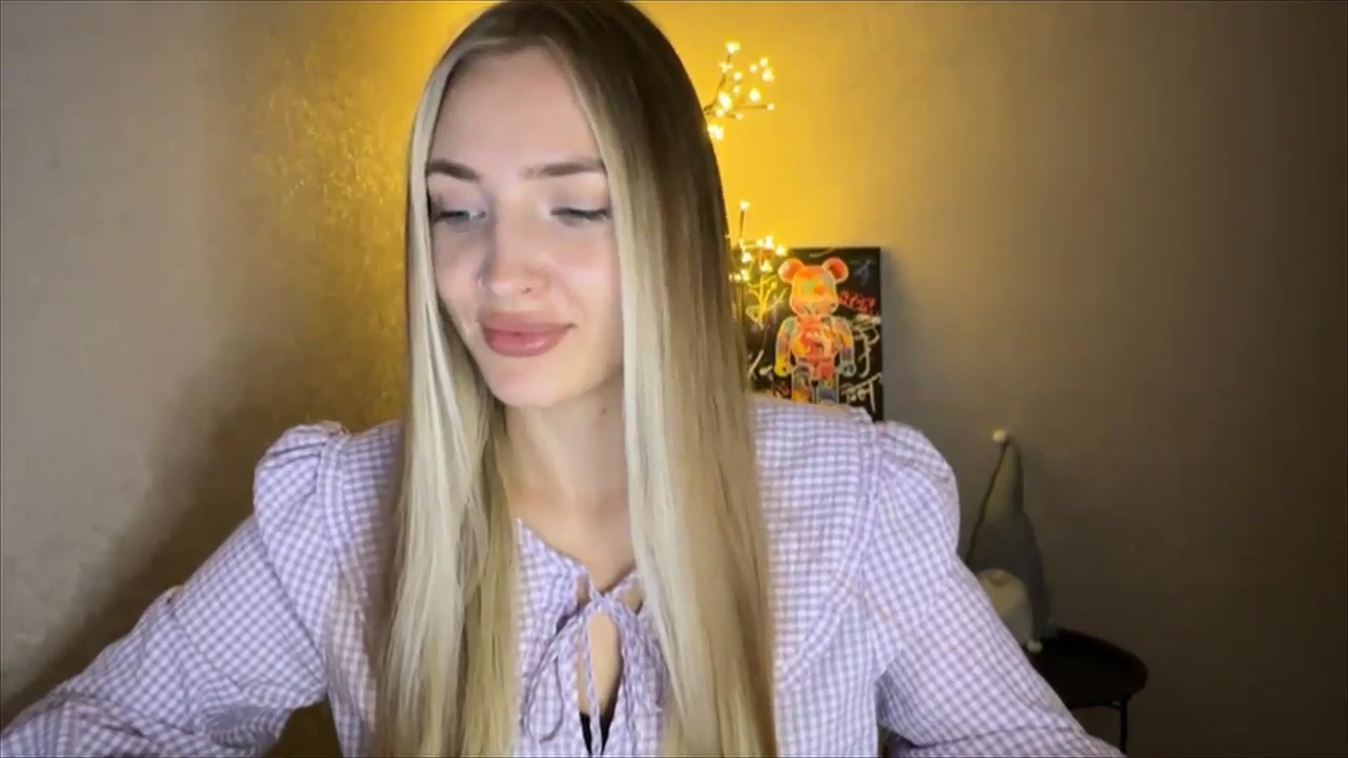 Gallery image thumbnail from My_Diana's myfreecams stream on, 10/04/2024, 21:19 image 2 of 20
