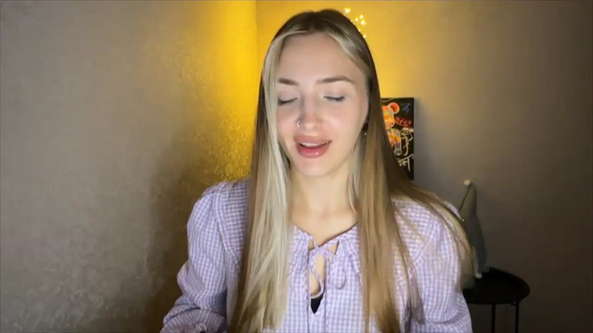 Gallery image thumbnail from My_Diana's myfreecams stream on, 10/04/2024, 22:48 image 16 of 20