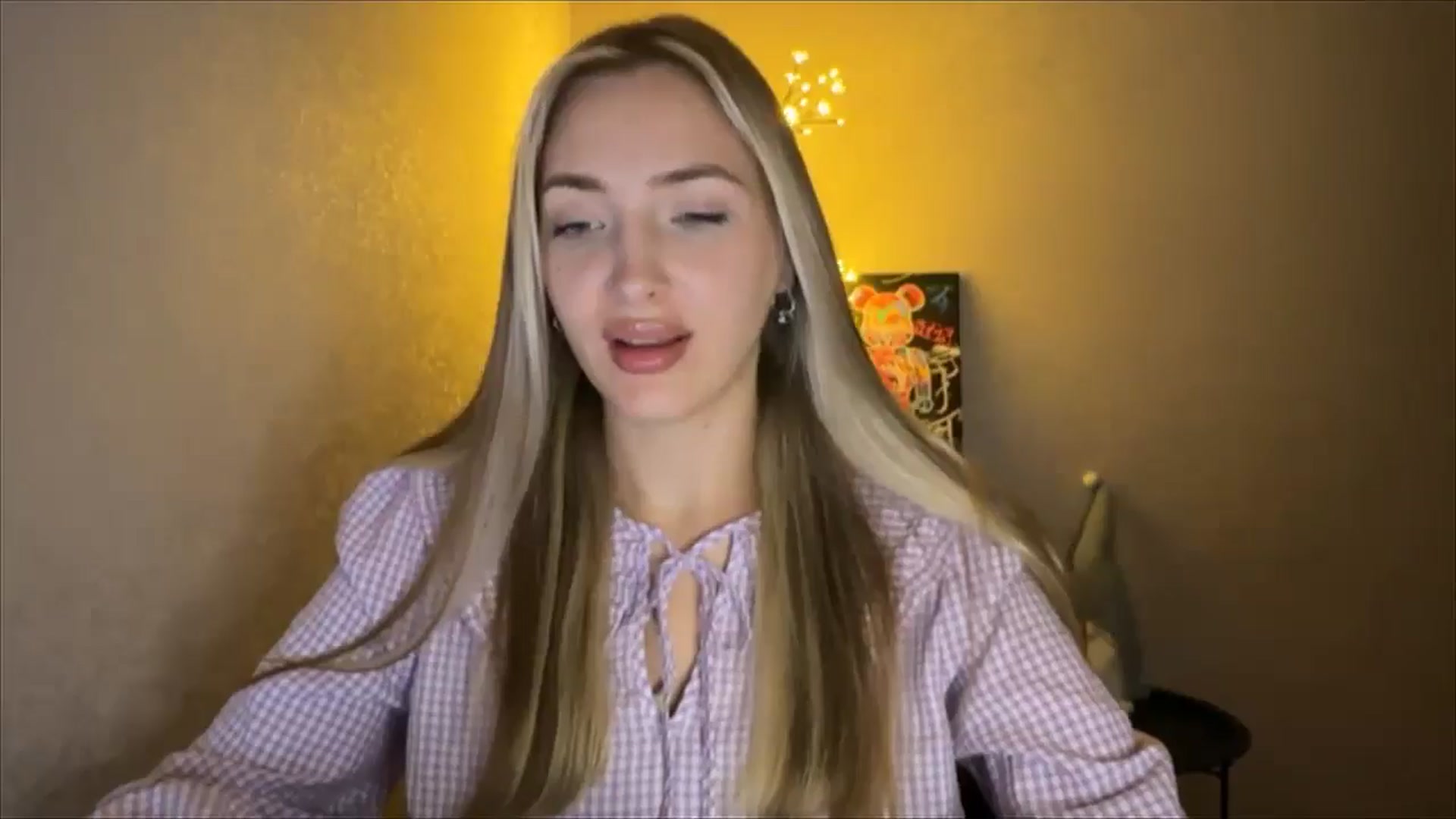 Gallery image thumbnail from My_Diana's myfreecams stream on, 10/04/2024, 22:48 image 10 of 20