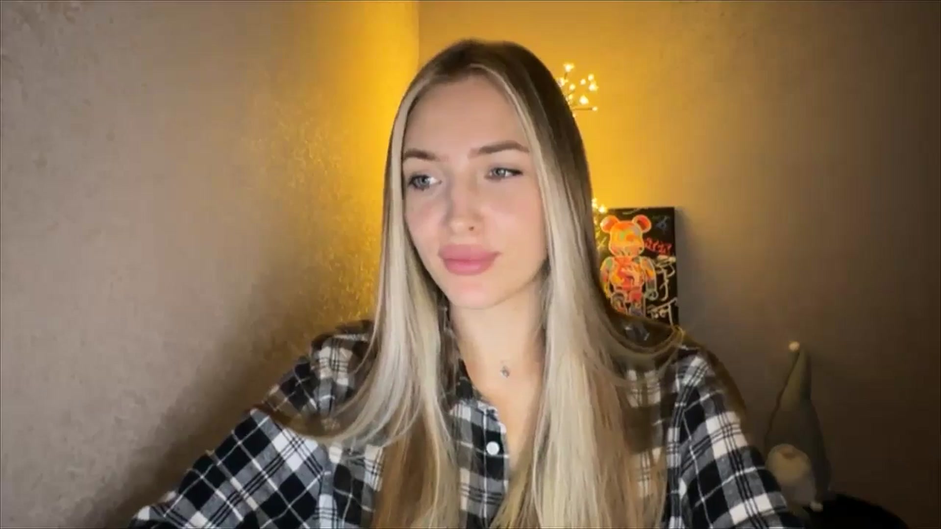 Gallery image thumbnail from My_Diana's myfreecams stream on, 10/05/2024, 20:04 image 8 of 20