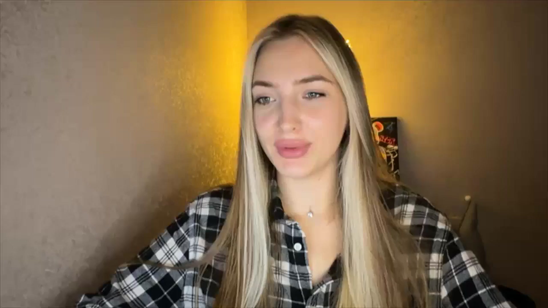 Gallery image thumbnail from My_Diana's myfreecams stream on, 10/05/2024, 20:04 image 11 of 20