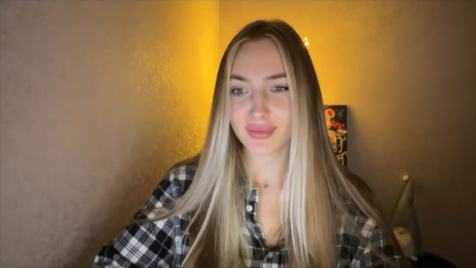 Gallery image thumbnail from My_Diana's myfreecams stream on, 10/05/2024, 20:52 image 3 of 20