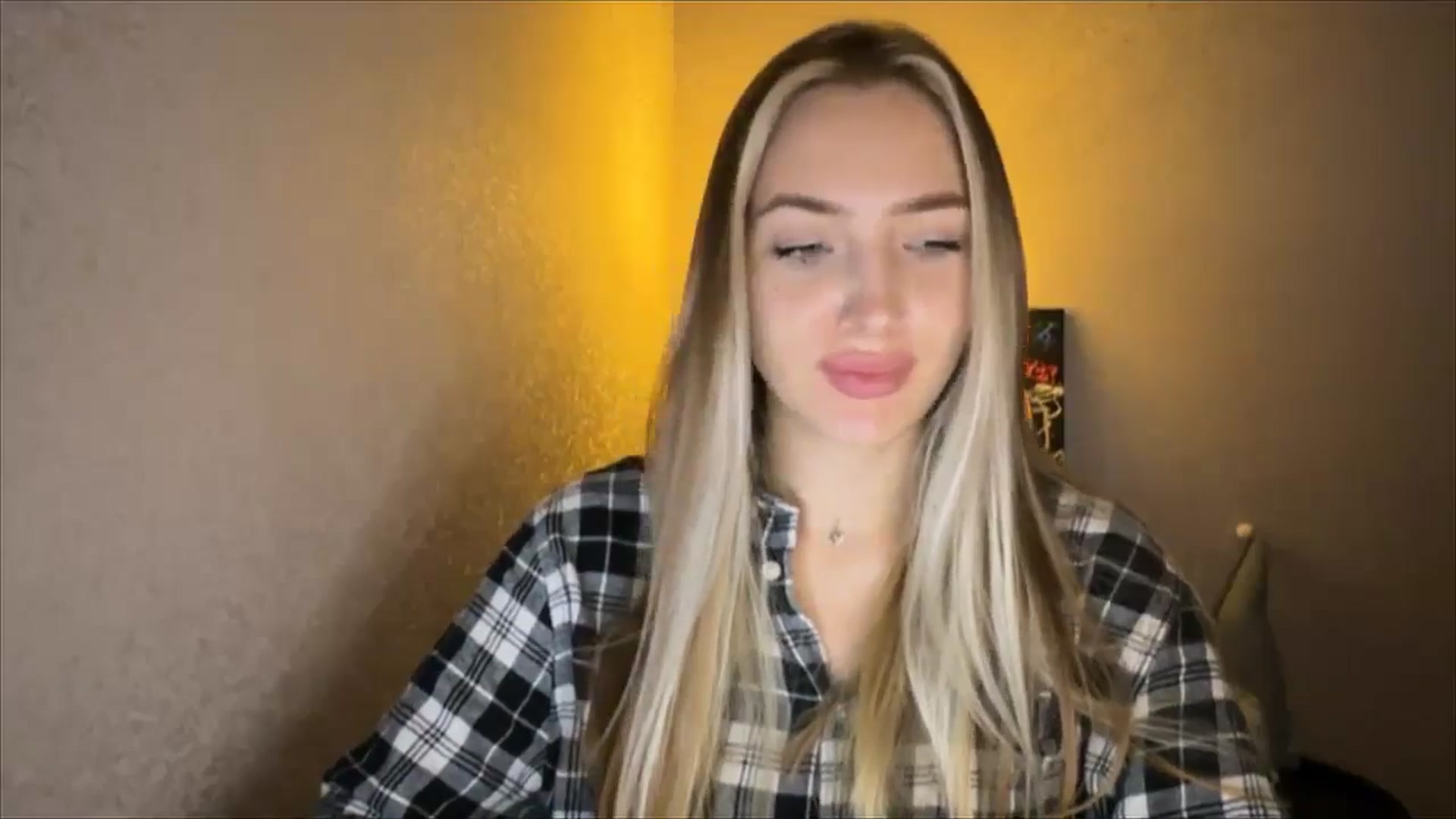 Gallery image thumbnail from My_Diana's myfreecams stream on, 10/05/2024, 20:52 image 16 of 20