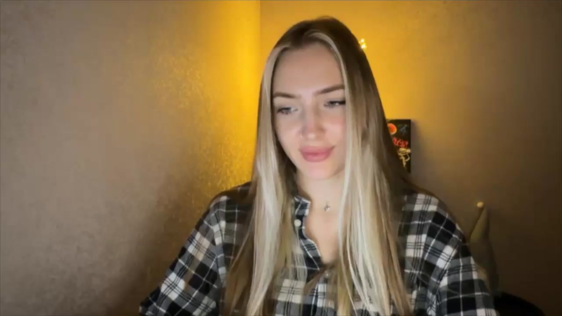 Gallery image thumbnail from My_Diana's myfreecams stream on, 10/05/2024, 20:52 image 20 of 20