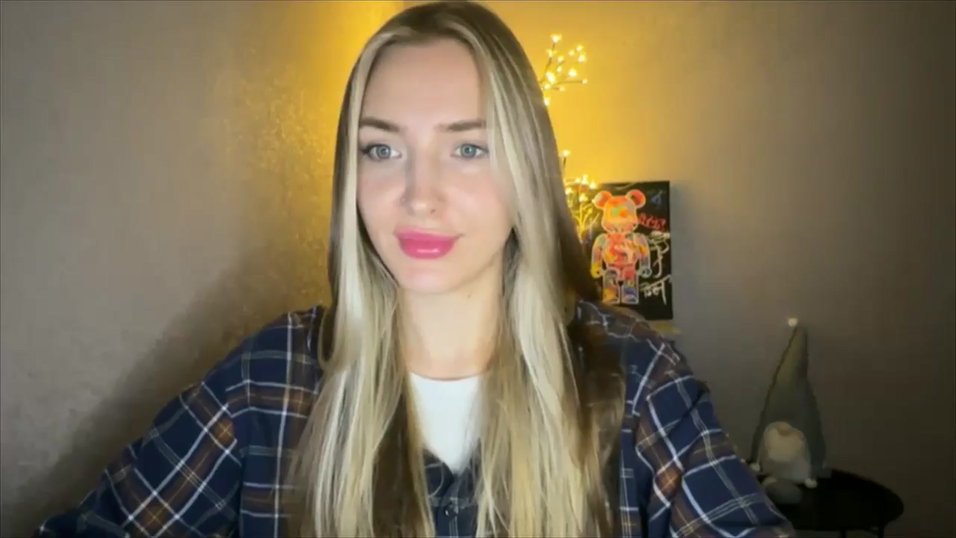 Gallery image thumbnail from My_Diana's myfreecams stream on, 10/06/2024, 20:43 image 6 of 20