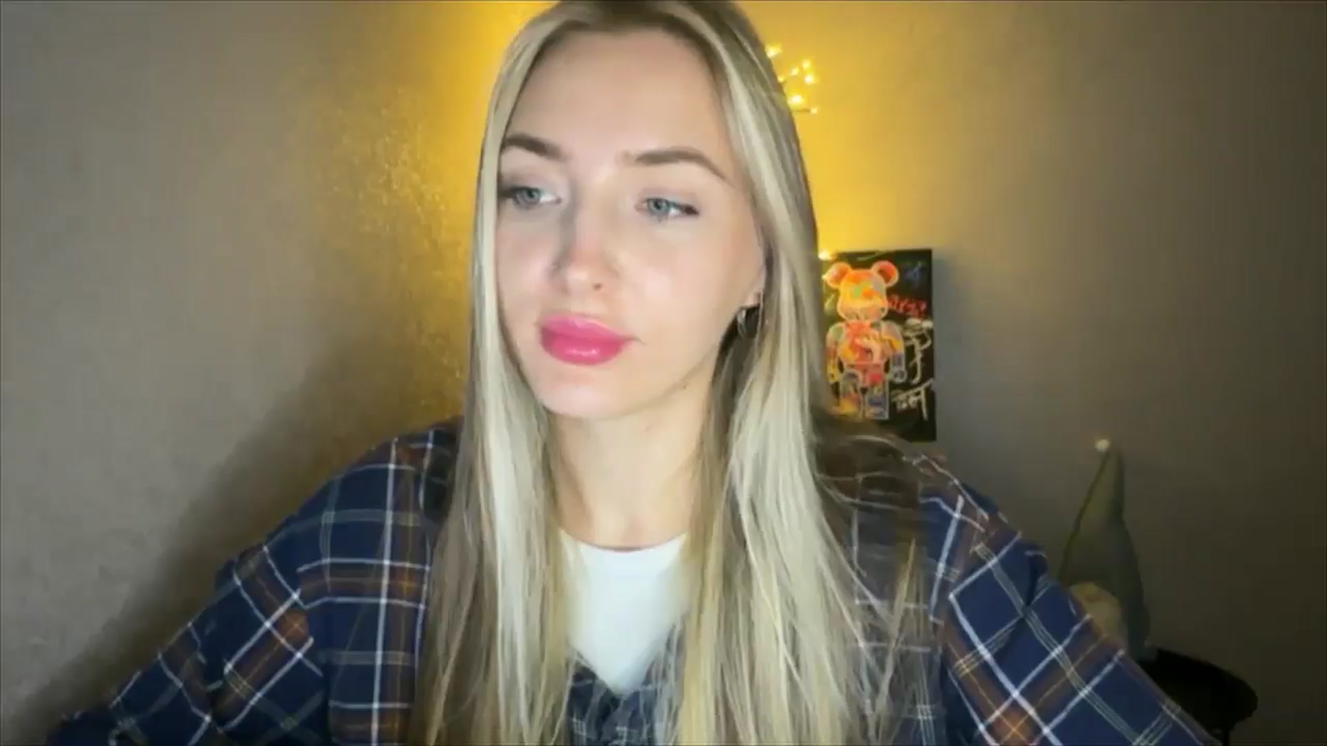 Gallery image thumbnail from My_Diana's myfreecams stream on, 10/06/2024, 20:43 image 20 of 20