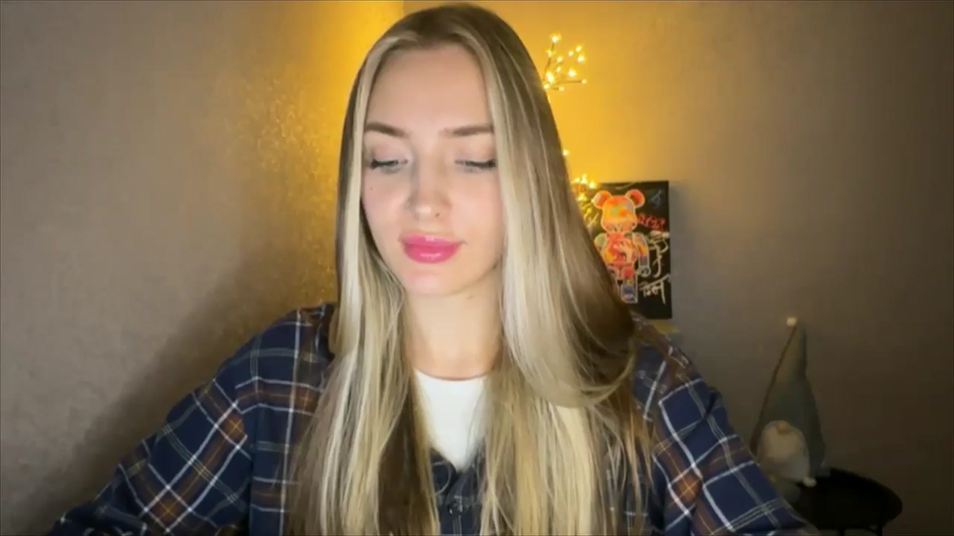 Gallery image thumbnail from My_Diana's myfreecams stream on, 10/06/2024, 20:43 image 3 of 20