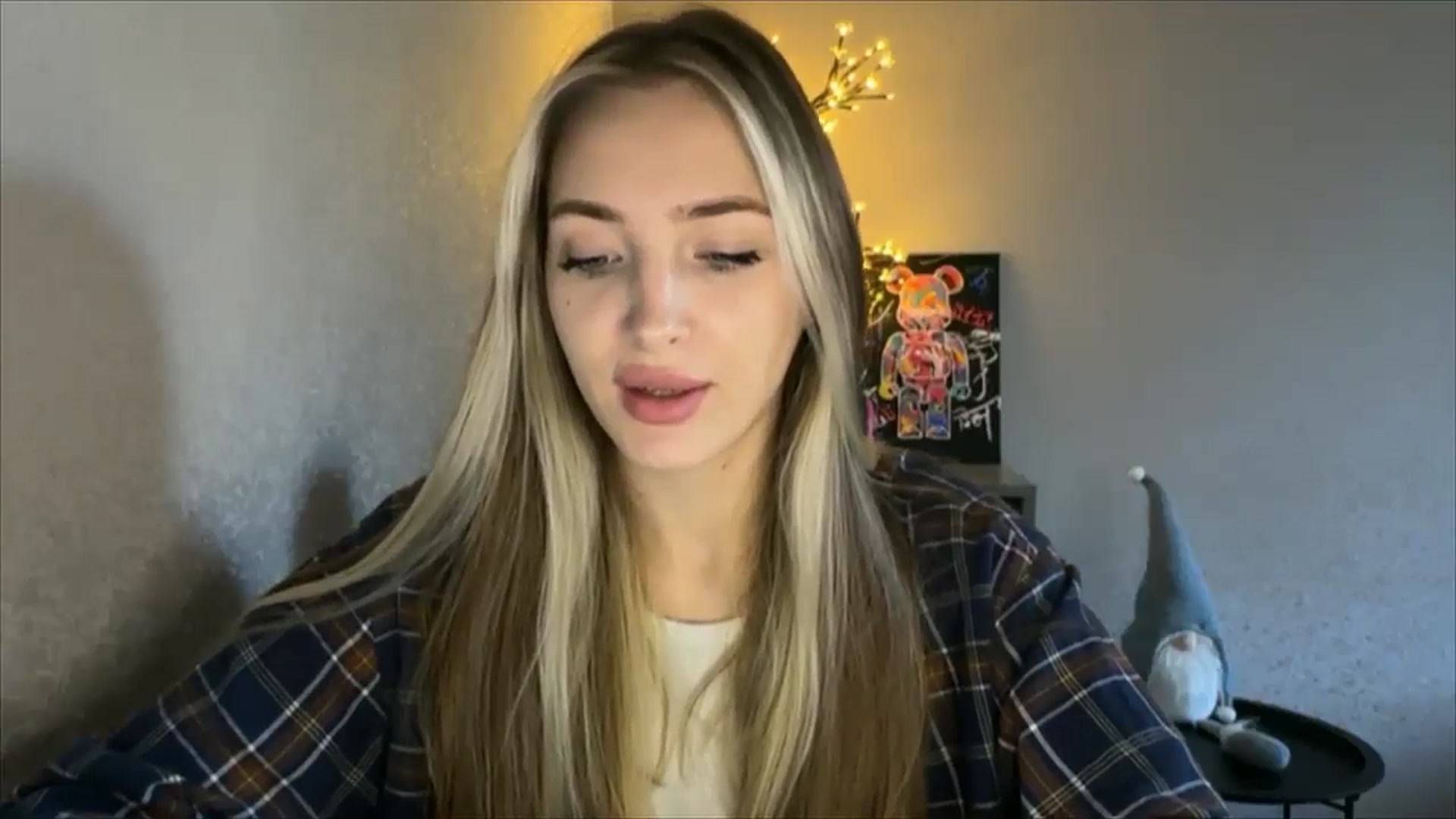 Gallery image thumbnail from My_Diana's myfreecams stream on, 10/08/2024, 14:10 image 3 of 20