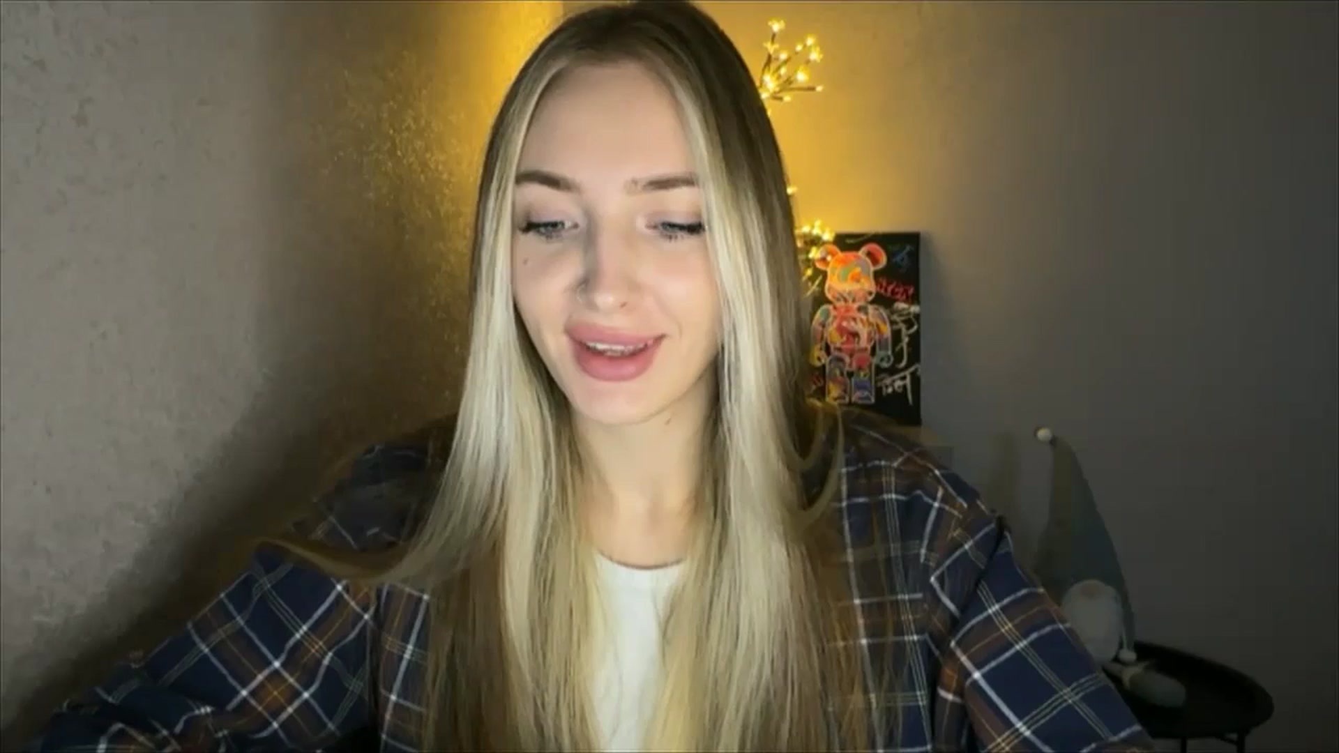 Gallery image thumbnail from My_Diana's myfreecams stream on, 10/08/2024, 14:10 image 6 of 20