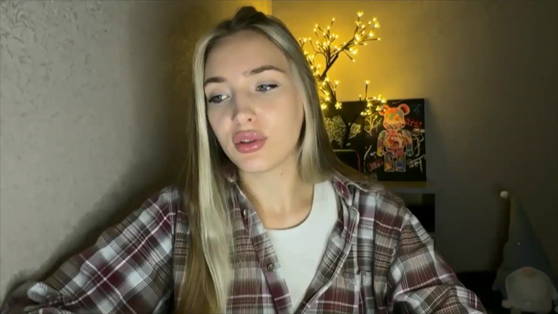 Gallery image thumbnail from My_Diana's myfreecams stream on, 10/08/2024, 20:14 image 5 of 20