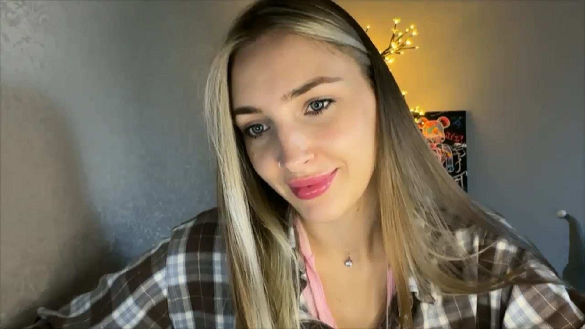 Gallery image thumbnail from My_Diana's myfreecams stream on, 10/09/2024, 13:47 image 8 of 20