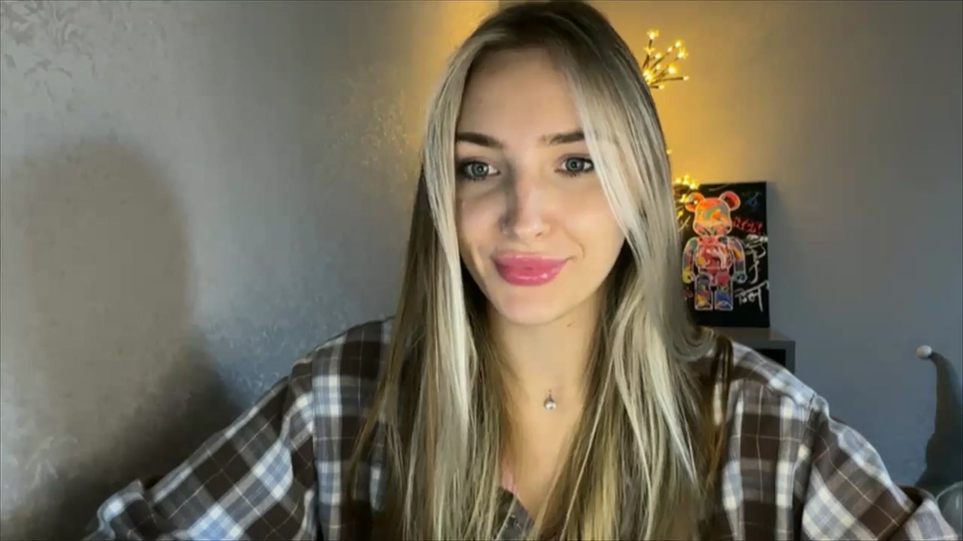 Gallery image thumbnail from My_Diana's myfreecams stream on, 10/09/2024, 13:47 image 10 of 20