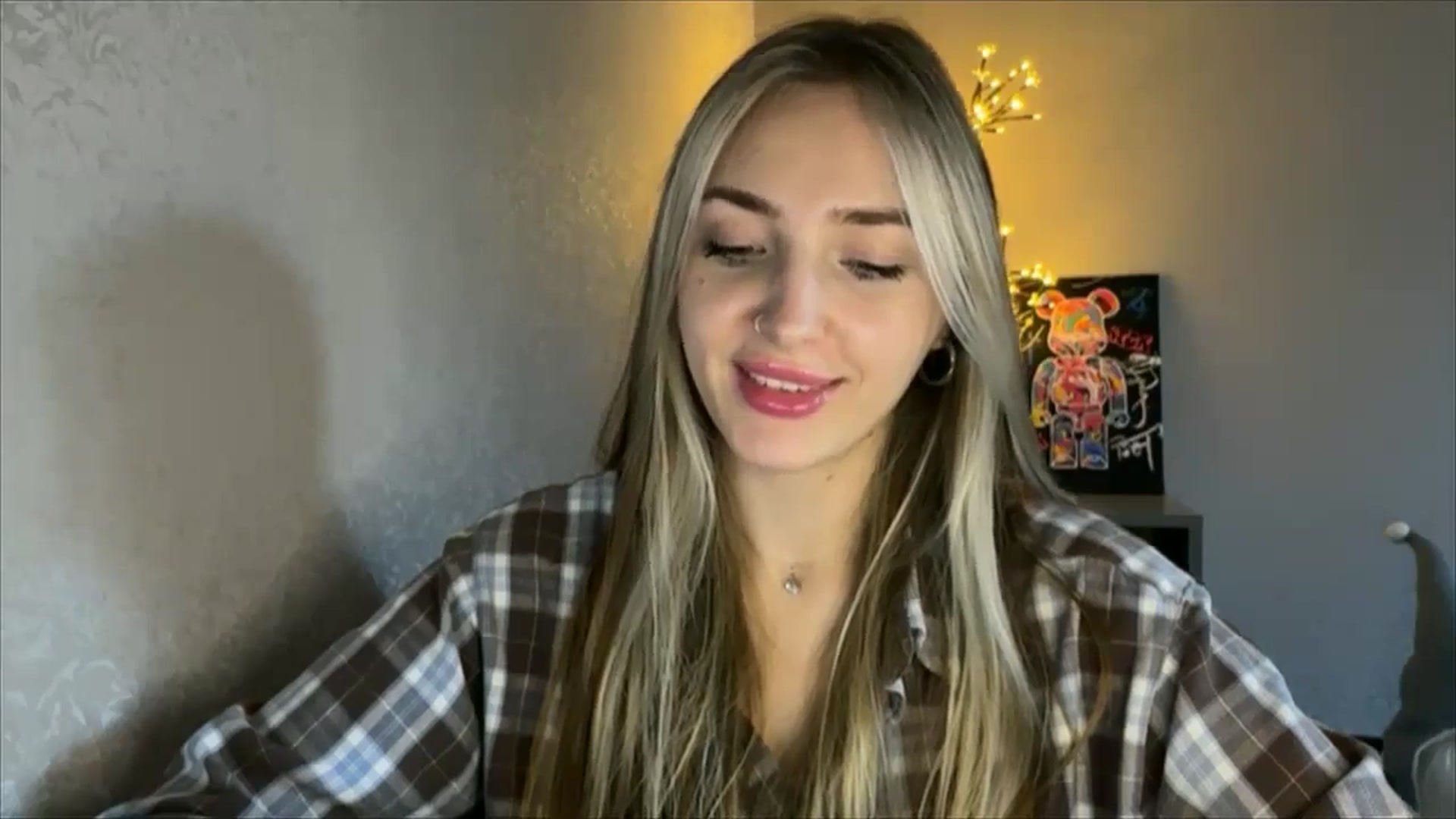 Gallery image thumbnail from My_Diana's myfreecams stream on, 10/09/2024, 13:47 image 17 of 20
