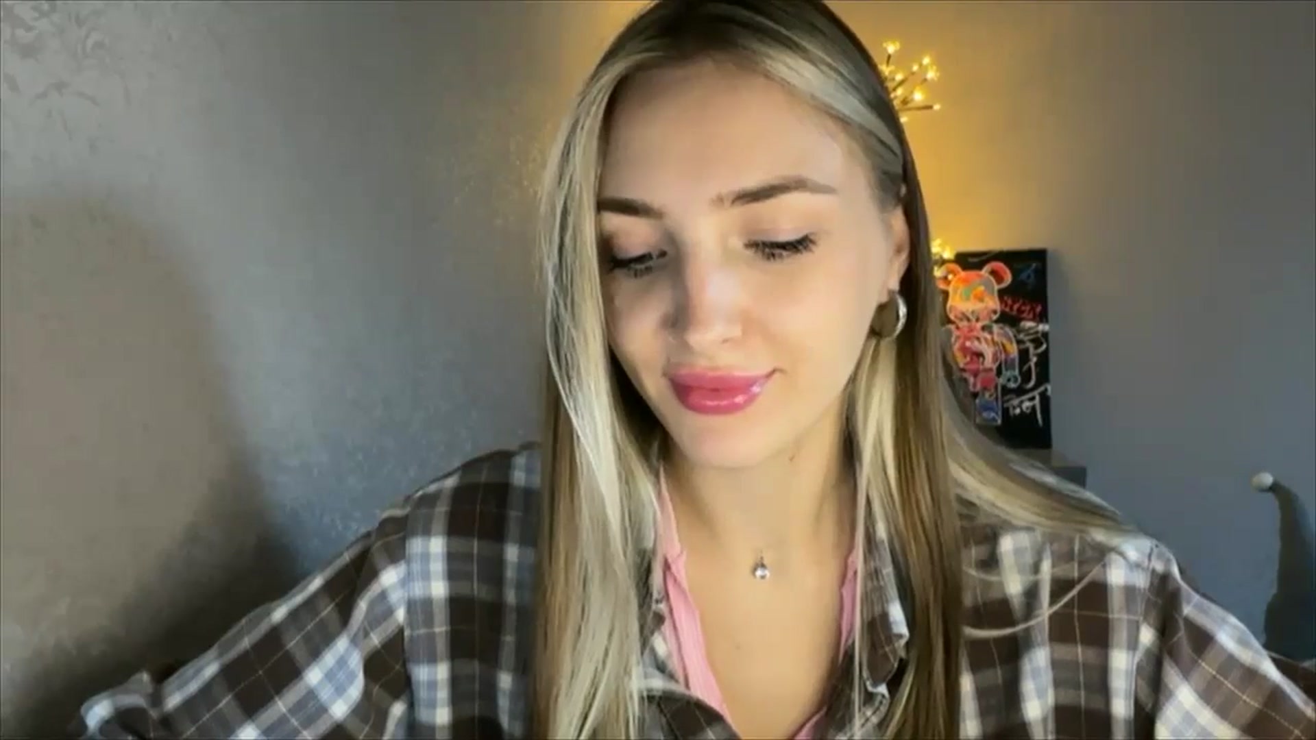 Gallery image thumbnail from My_Diana's myfreecams stream on, 10/09/2024, 13:47 image 9 of 20