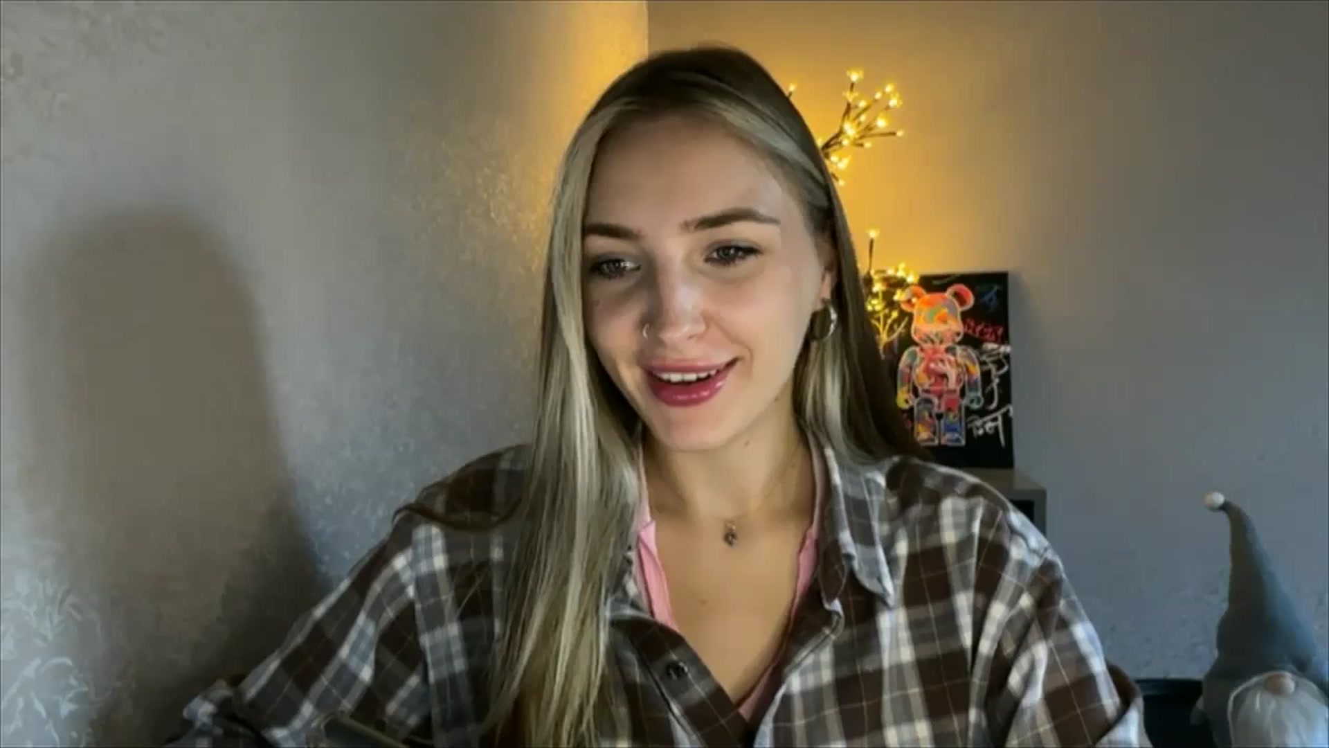 Gallery image thumbnail from My_Diana's myfreecams stream on, 10/09/2024, 13:47 image 2 of 20