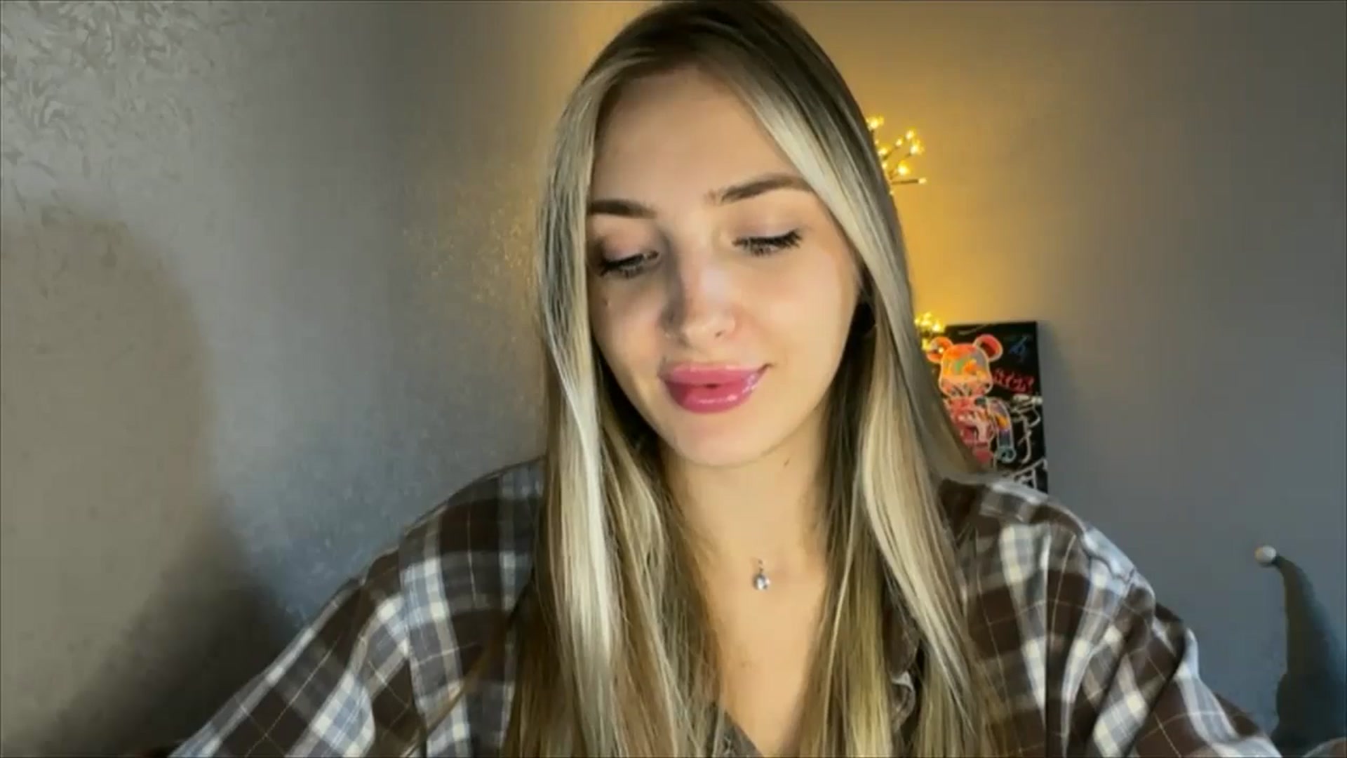 Gallery image thumbnail from My_Diana's myfreecams stream on, 10/09/2024, 13:47 image 20 of 20