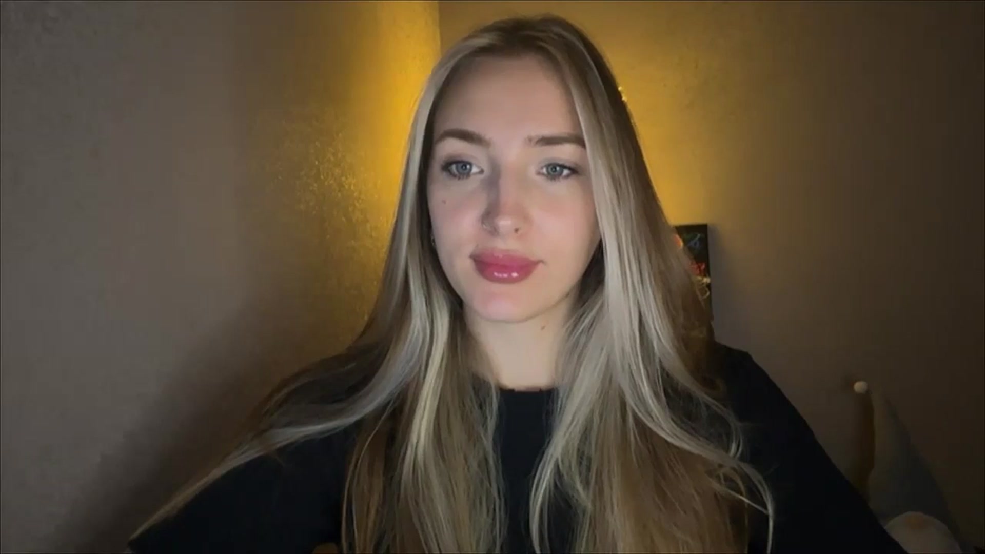 Gallery image thumbnail from My_Diana's myfreecams stream on, 10/09/2024, 20:35 image 9 of 20