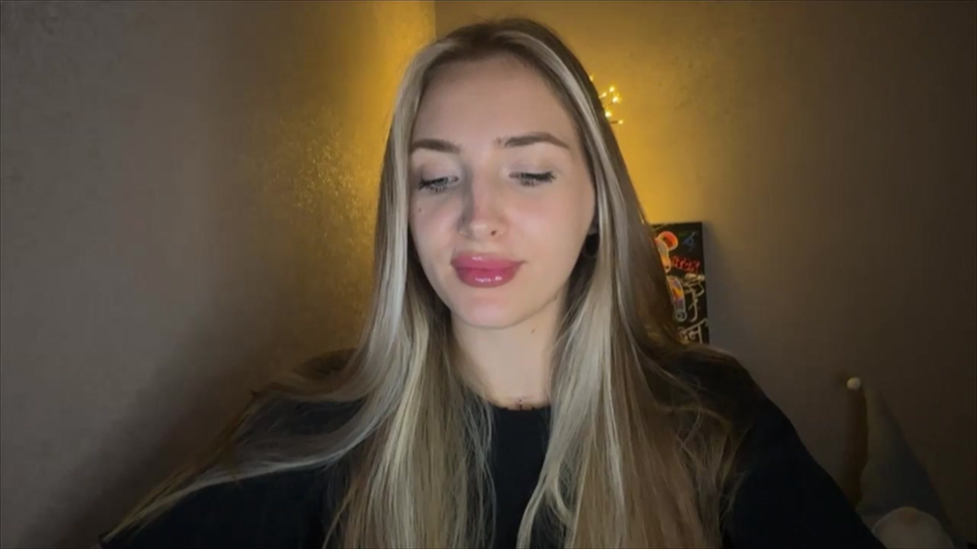 Gallery image thumbnail from My_Diana's myfreecams stream on, 10/09/2024, 20:35 image 12 of 20