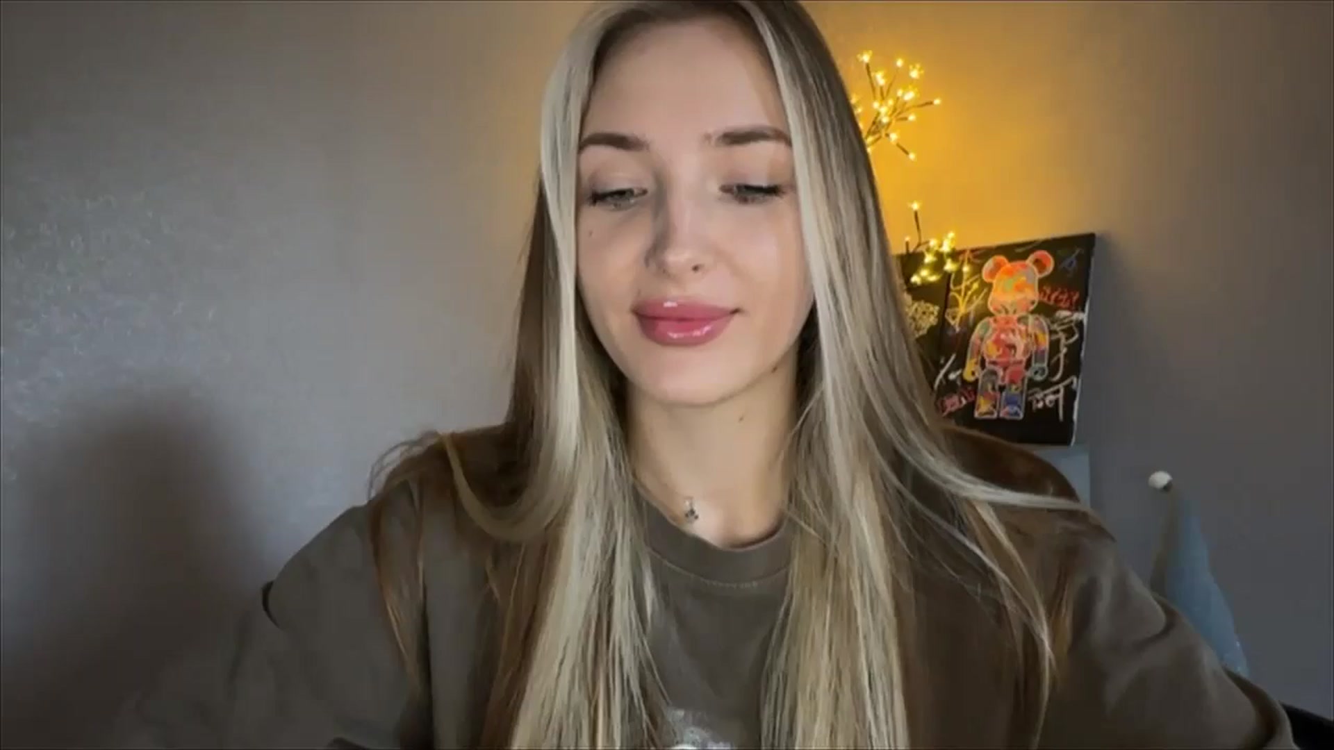 Gallery image thumbnail from My_Diana's myfreecams stream on, 10/10/2024, 13:34 image 17 of 20