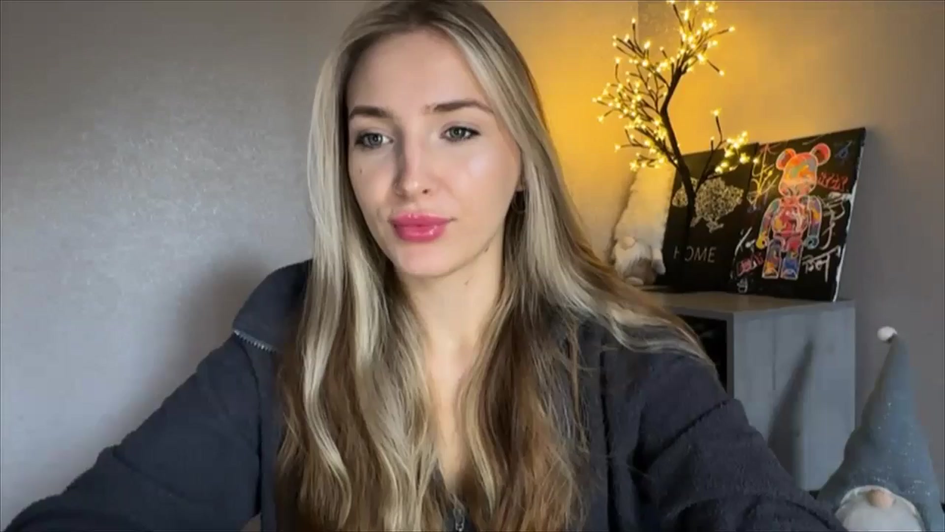 Gallery image thumbnail from My_Diana's myfreecams stream on, 10/11/2024, 13:39 image 1 of 20