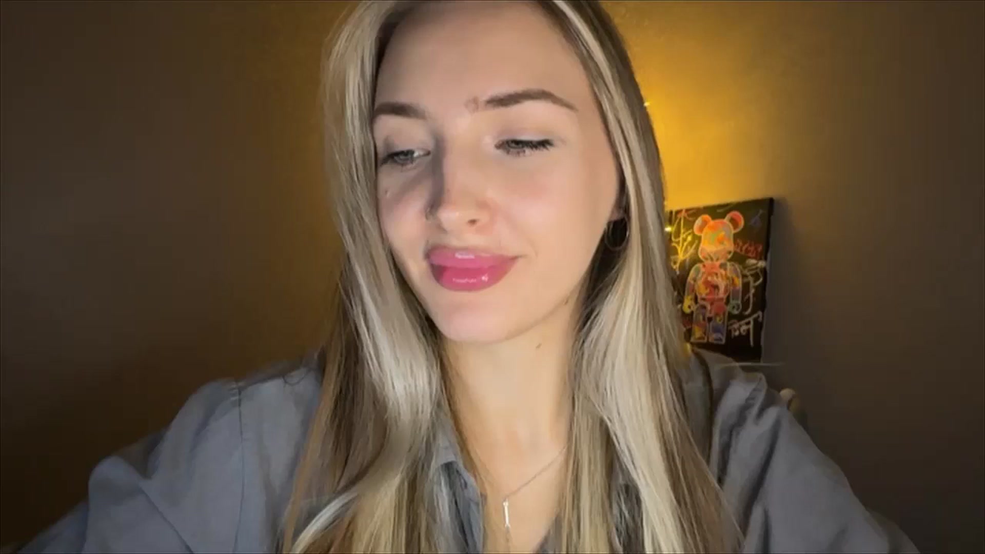 Gallery image thumbnail from My_Diana's myfreecams stream on, 10/12/2024, 21:03 image 17 of 20
