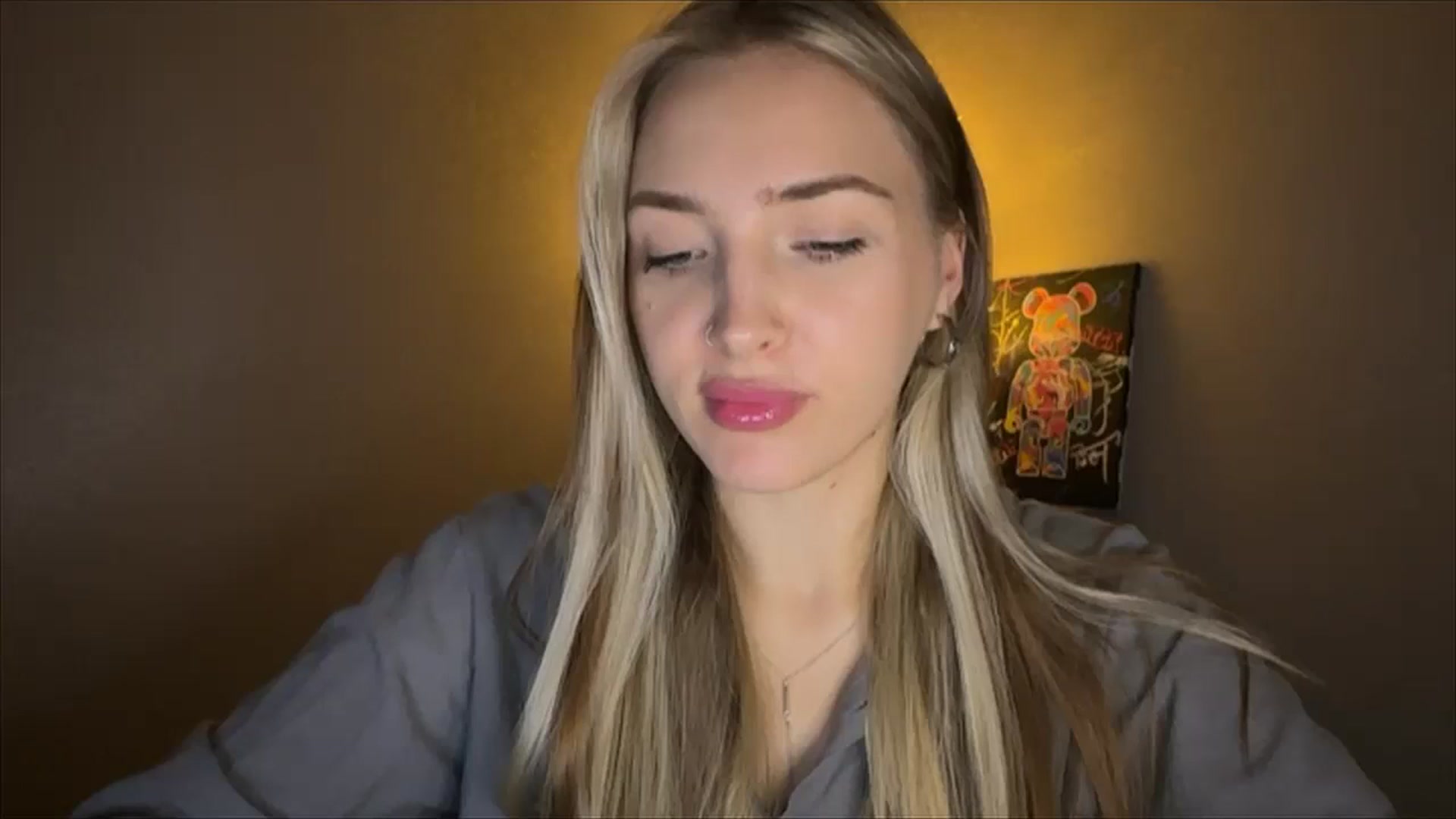 Gallery image thumbnail from My_Diana's myfreecams stream on, 10/12/2024, 21:03 image 8 of 20