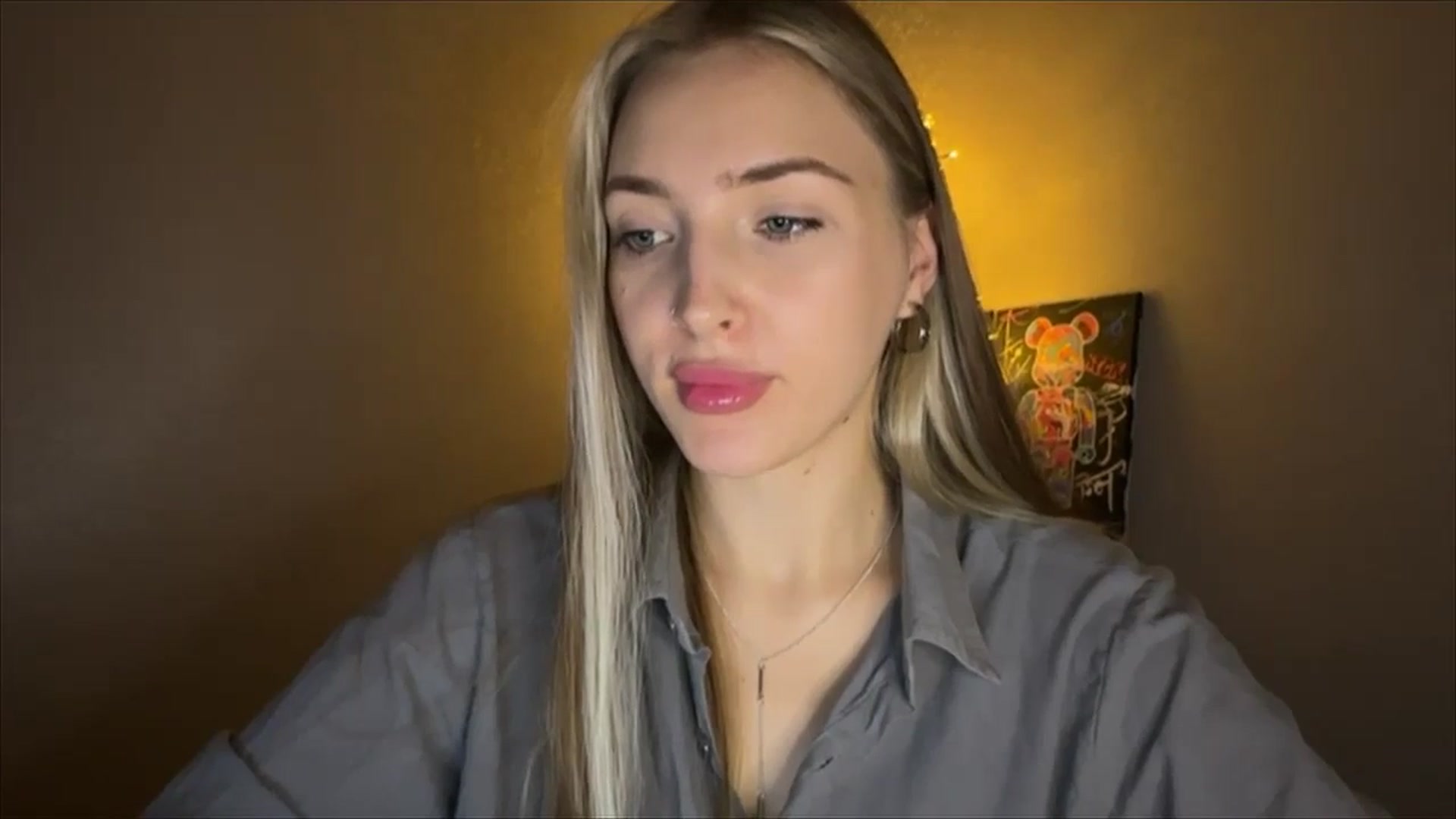 Gallery image thumbnail from My_Diana's myfreecams stream on, 10/12/2024, 21:03 image 16 of 20