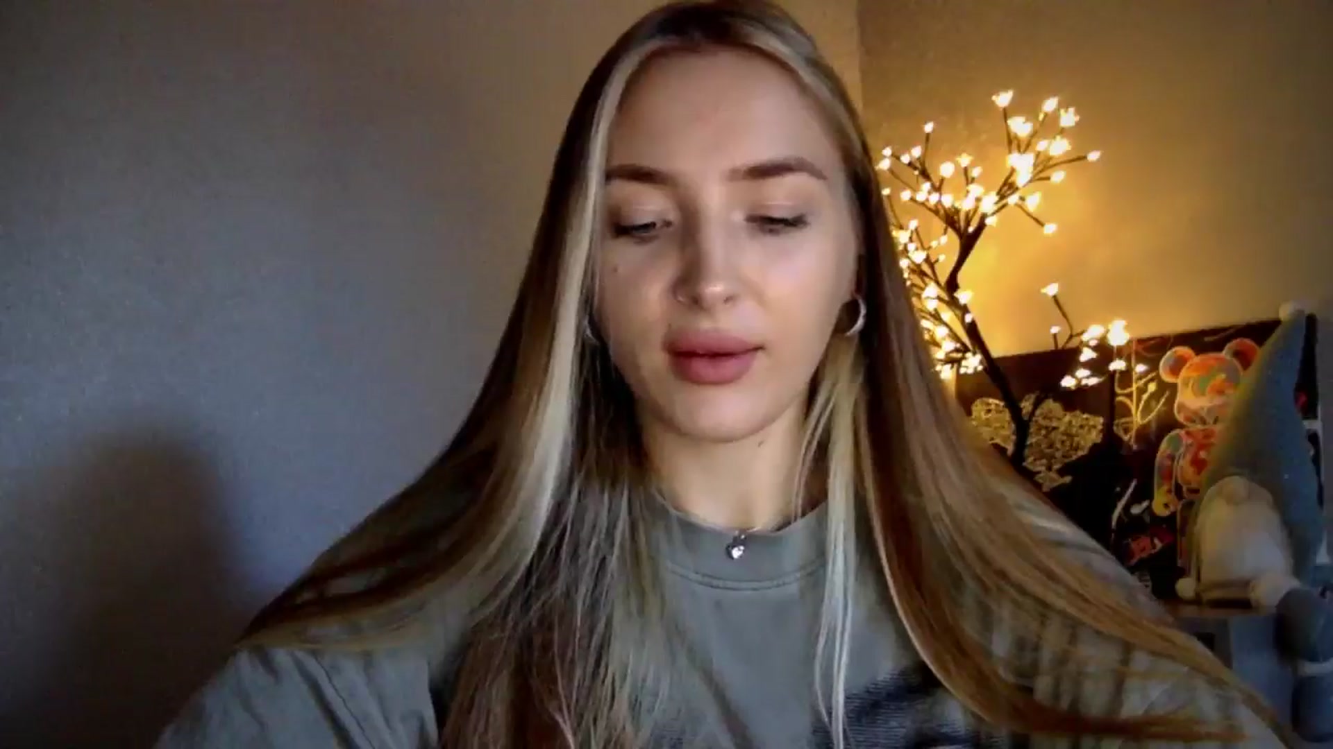 Gallery image thumbnail from My_Diana's myfreecams stream on, 10/14/2024, 12:51 image 13 of 20