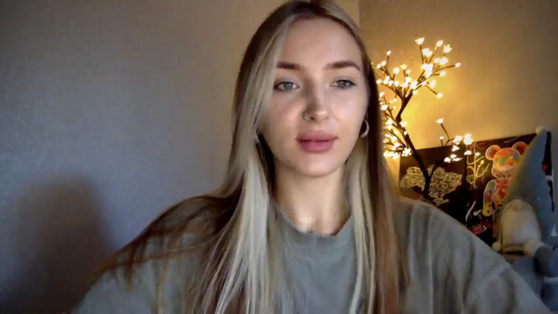 Gallery image thumbnail from My_Diana's myfreecams stream on, 10/14/2024, 12:51 image 18 of 20